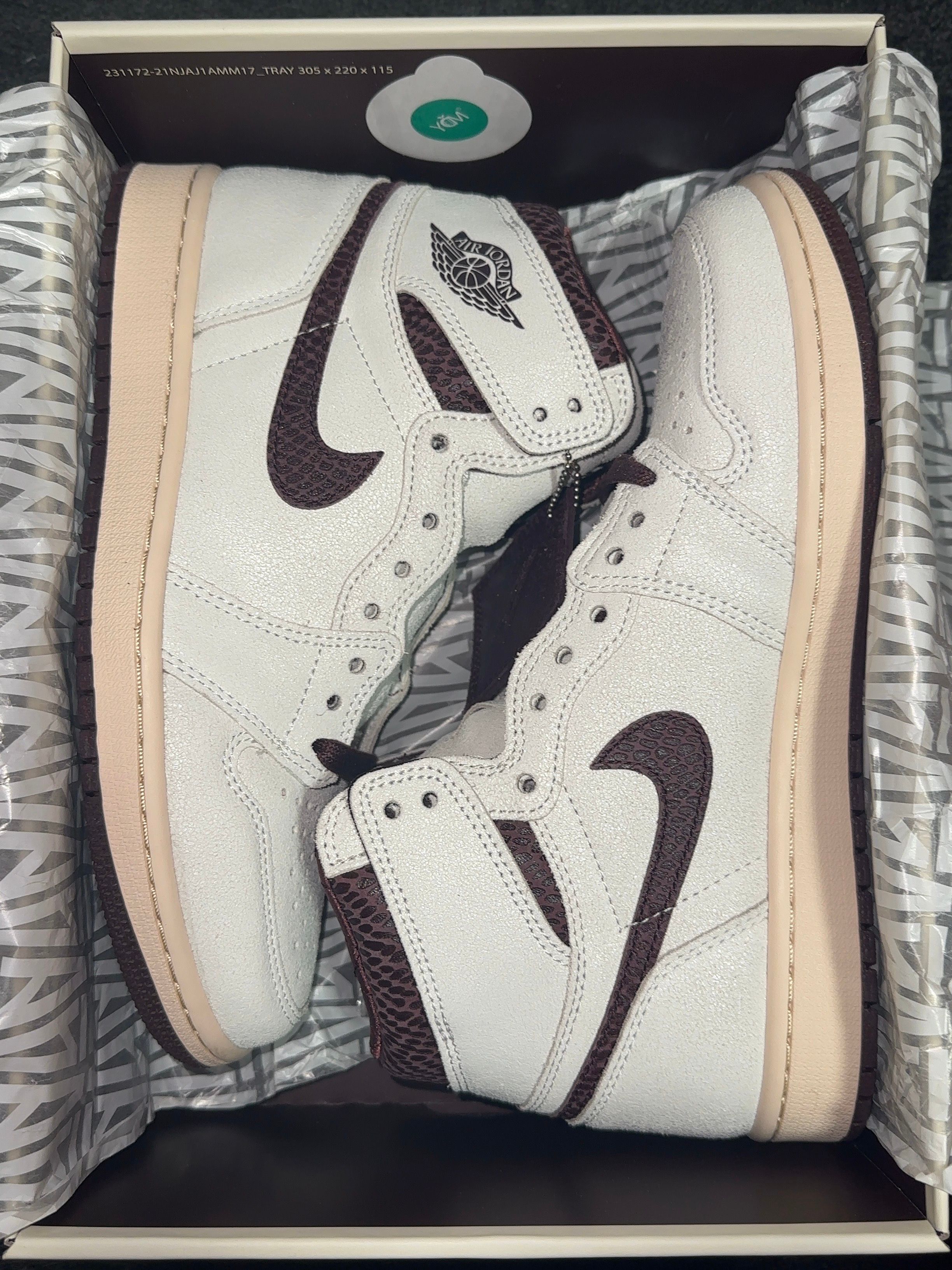 A Ma Maniere × Nike Air Jordan 1 Retro High OG "Sail and Burgundy"