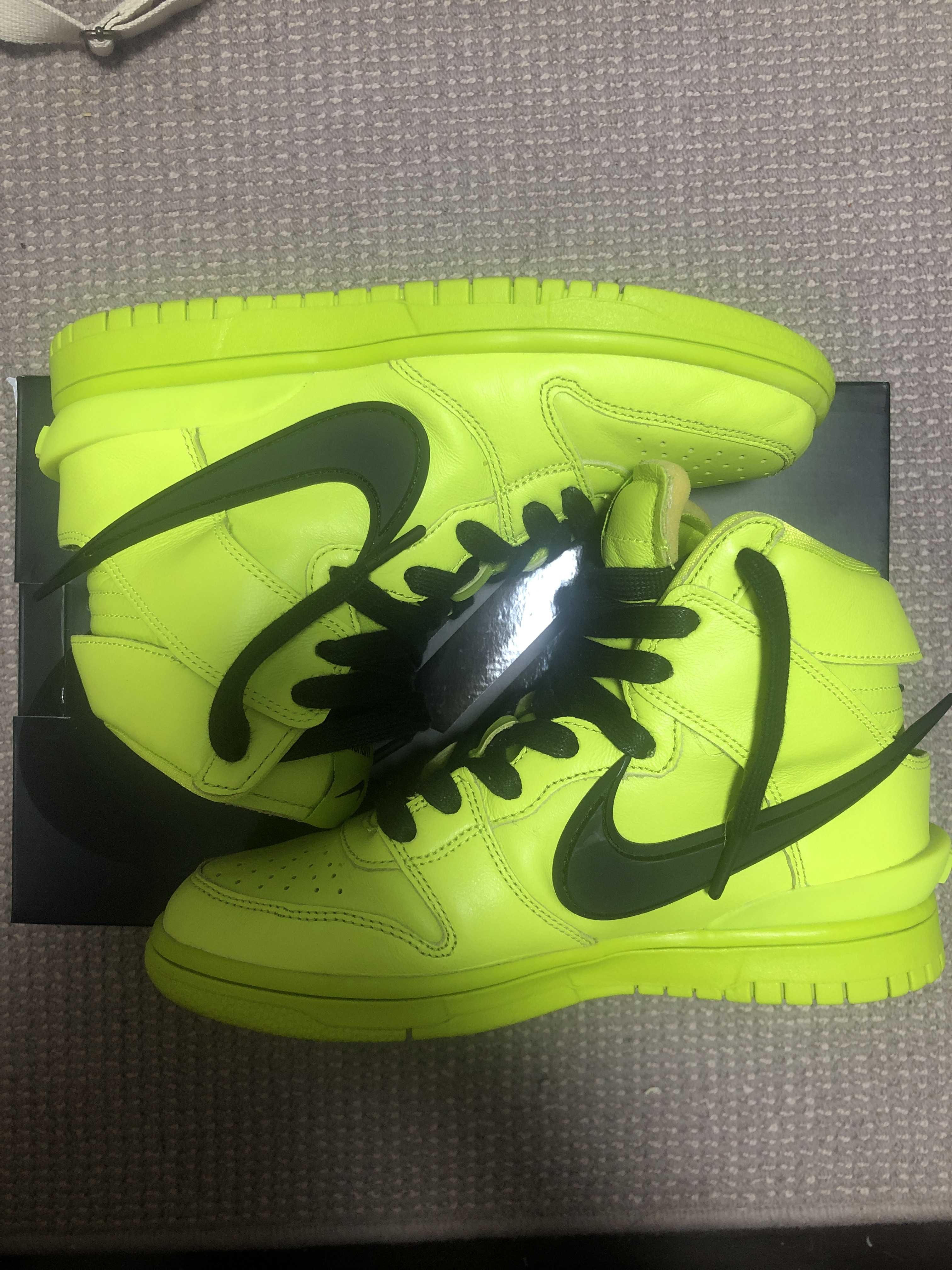 AMBUSH × NIKE DUNK HIGH "FLASH LIME"