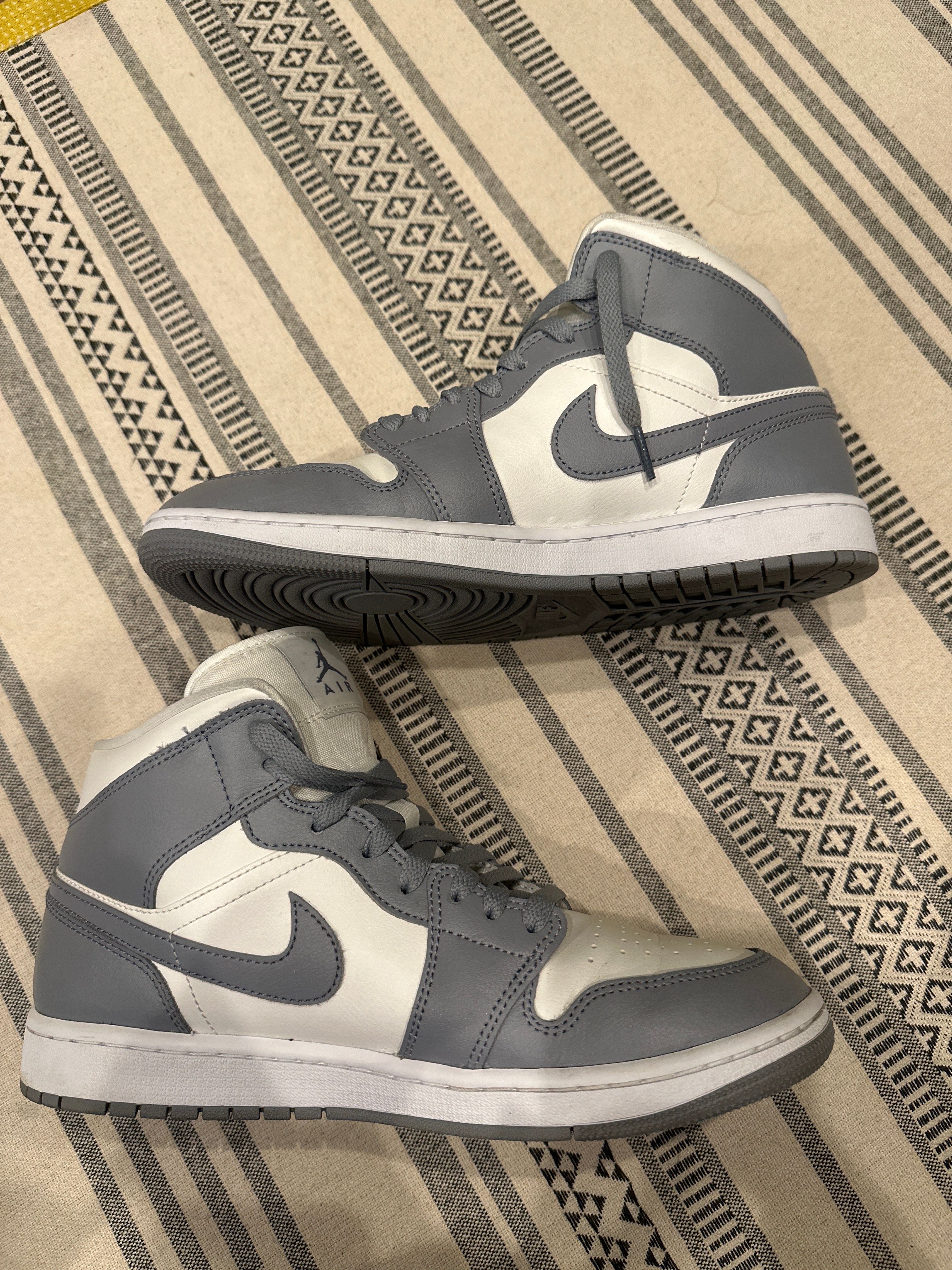 Nike Women's Air Jordan 1 Mid "Grey/Sail"