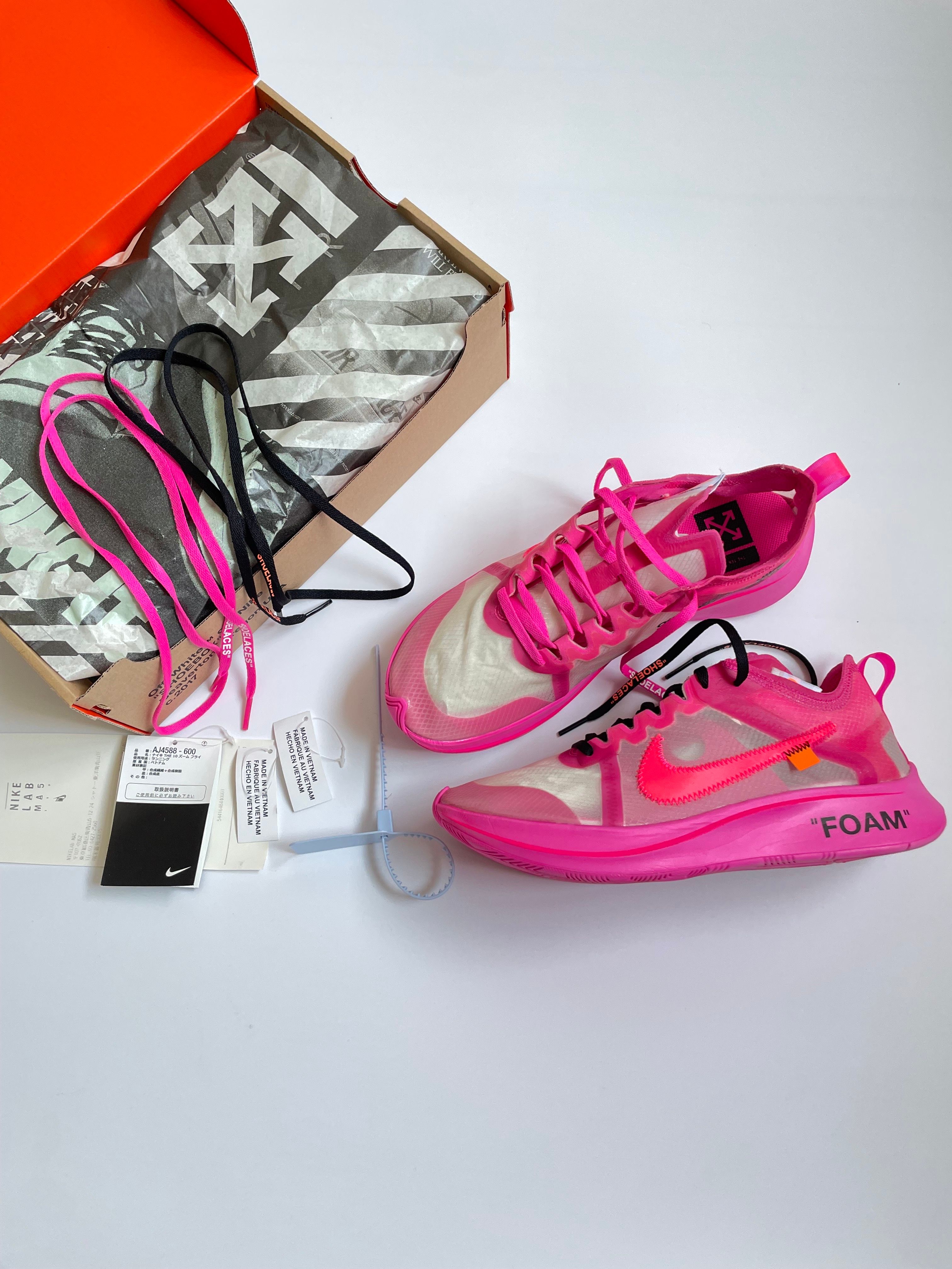 Off-White × Nike Zoom Fly "Pink"