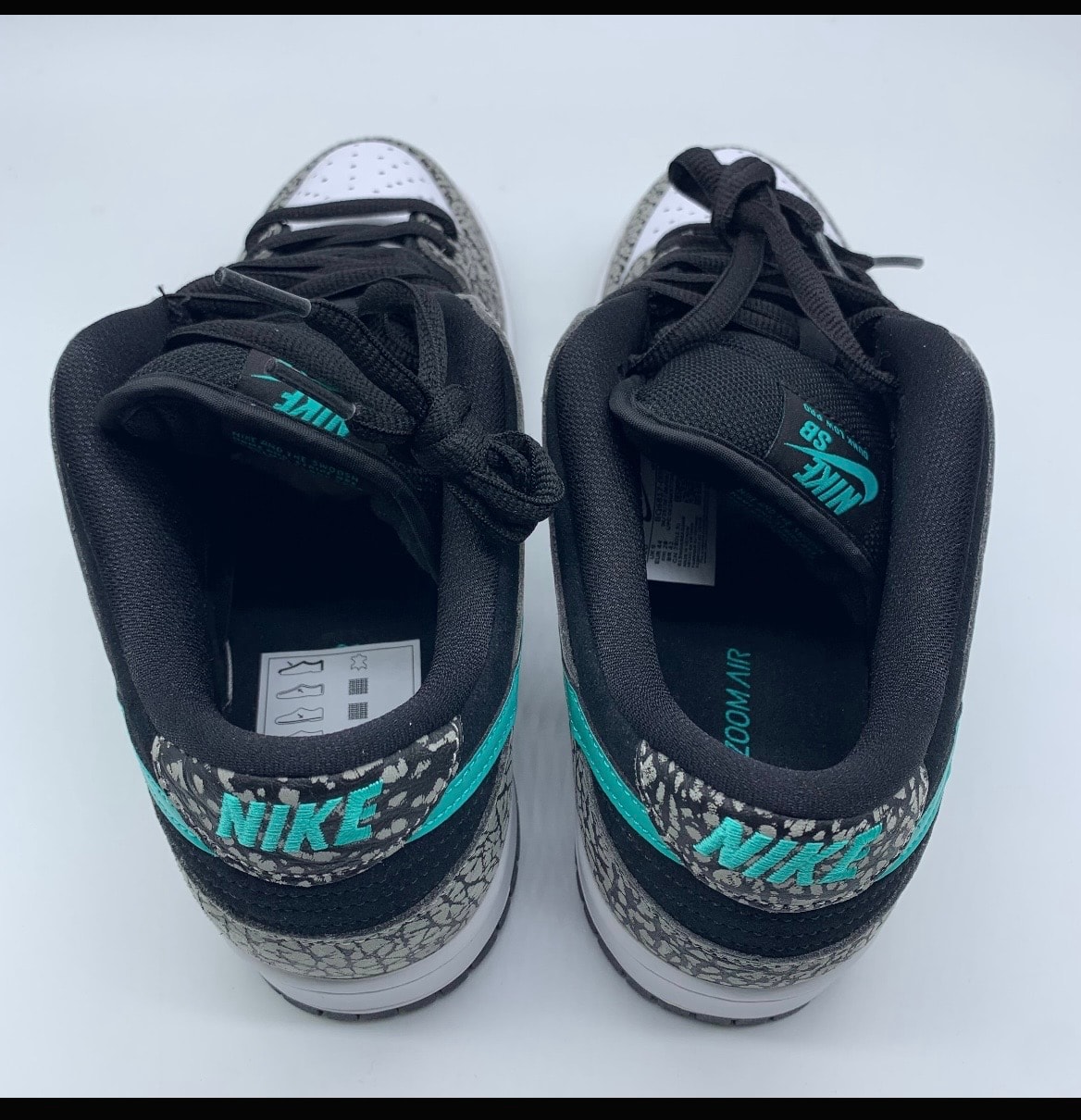 Nike SB Dunk Low "Elephant/Safari"