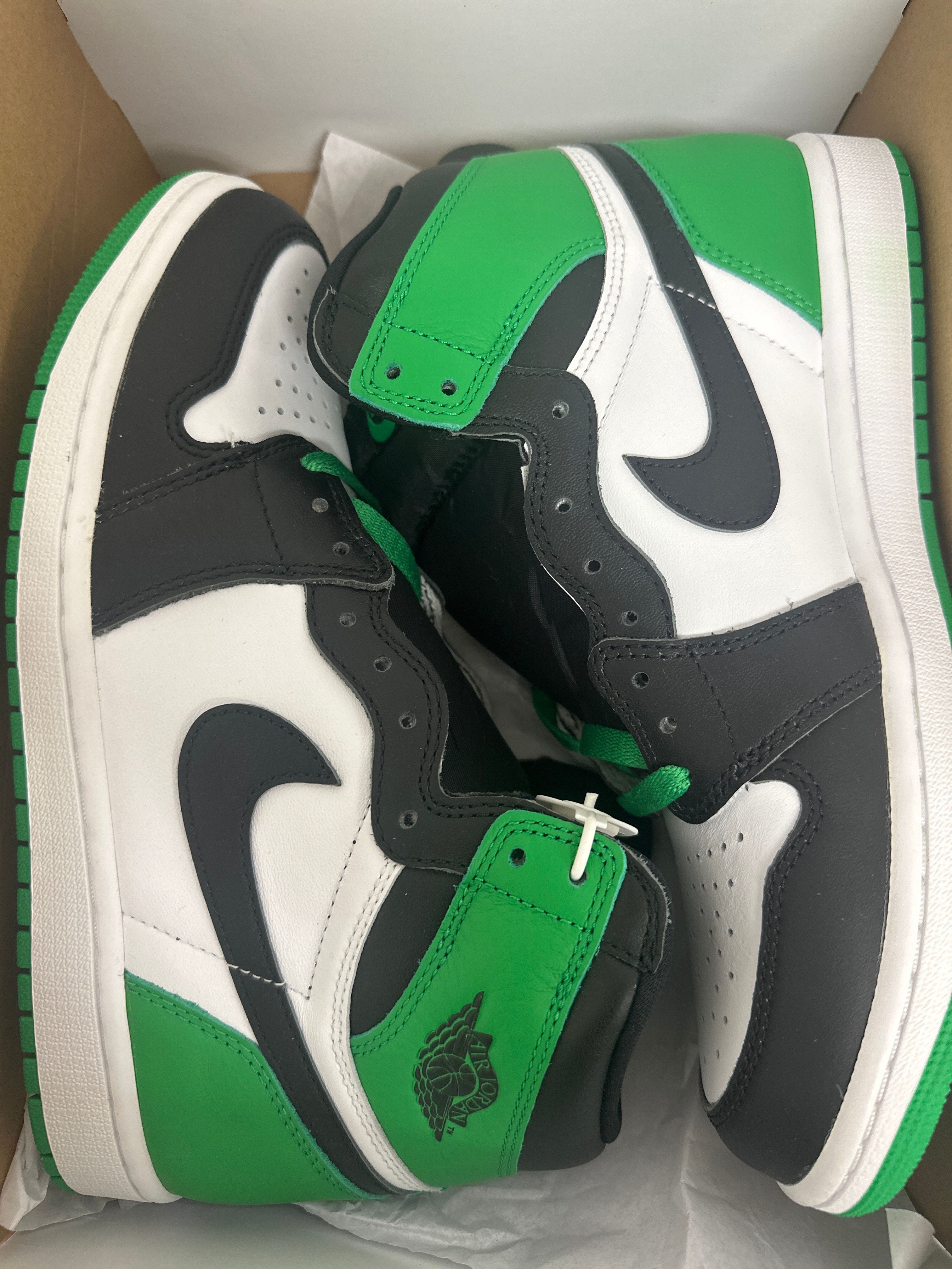 Nike Air Jordan 1 Retro High OG "Celtics/Black and Lucky Green" (2023)
