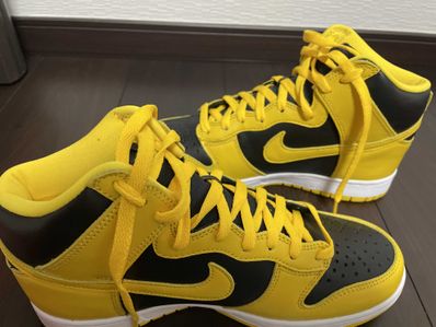 Nike Dunk High "Black/Varsity Maize"
