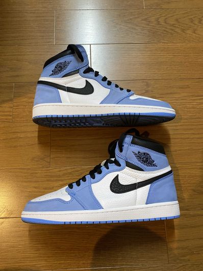 Nike Air Jordan 1 High OG "University Blue"