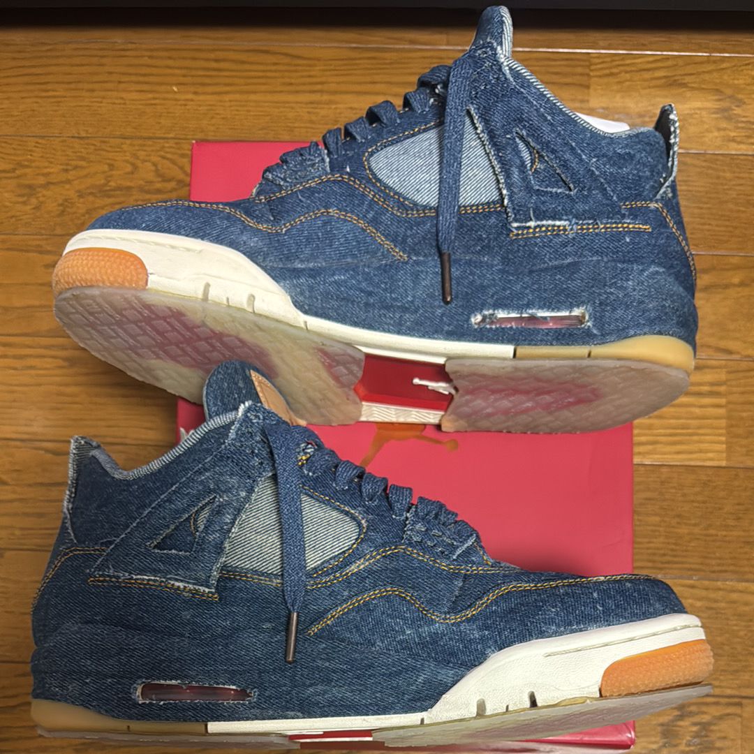 Nike × Levi's Air Jordan 4 "Denim"(タグ:LEVIS®)