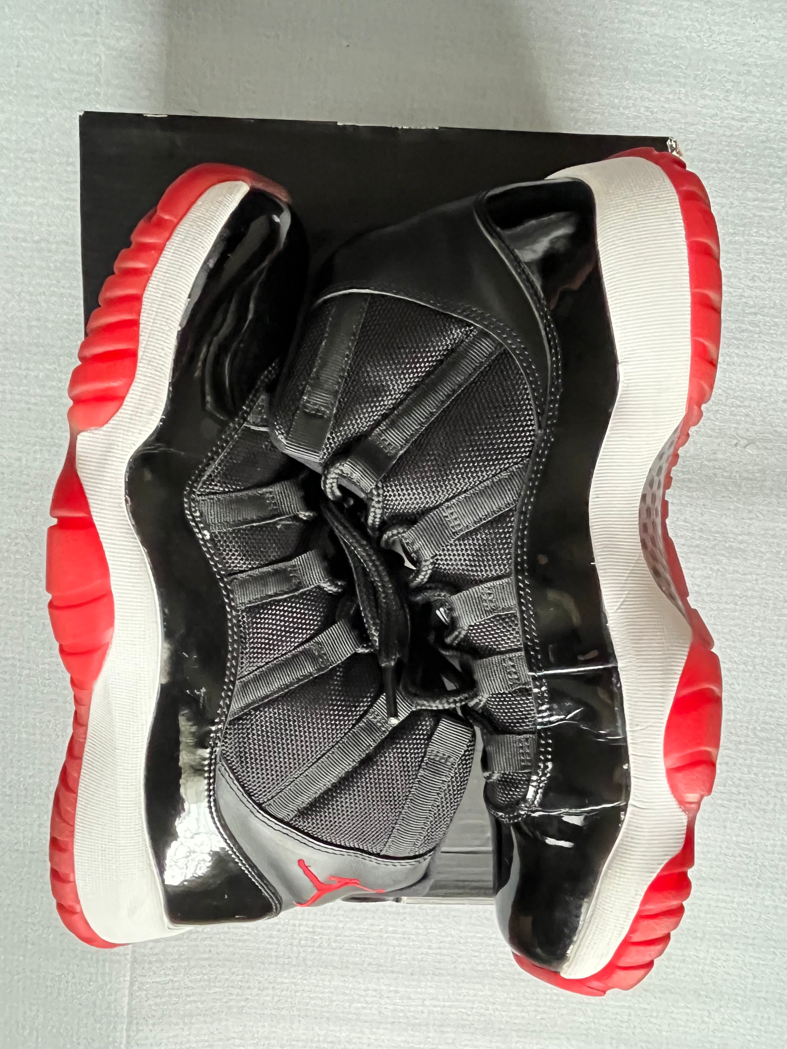 Nike Air Jordan 11 Retro "Playoffs" (2012)