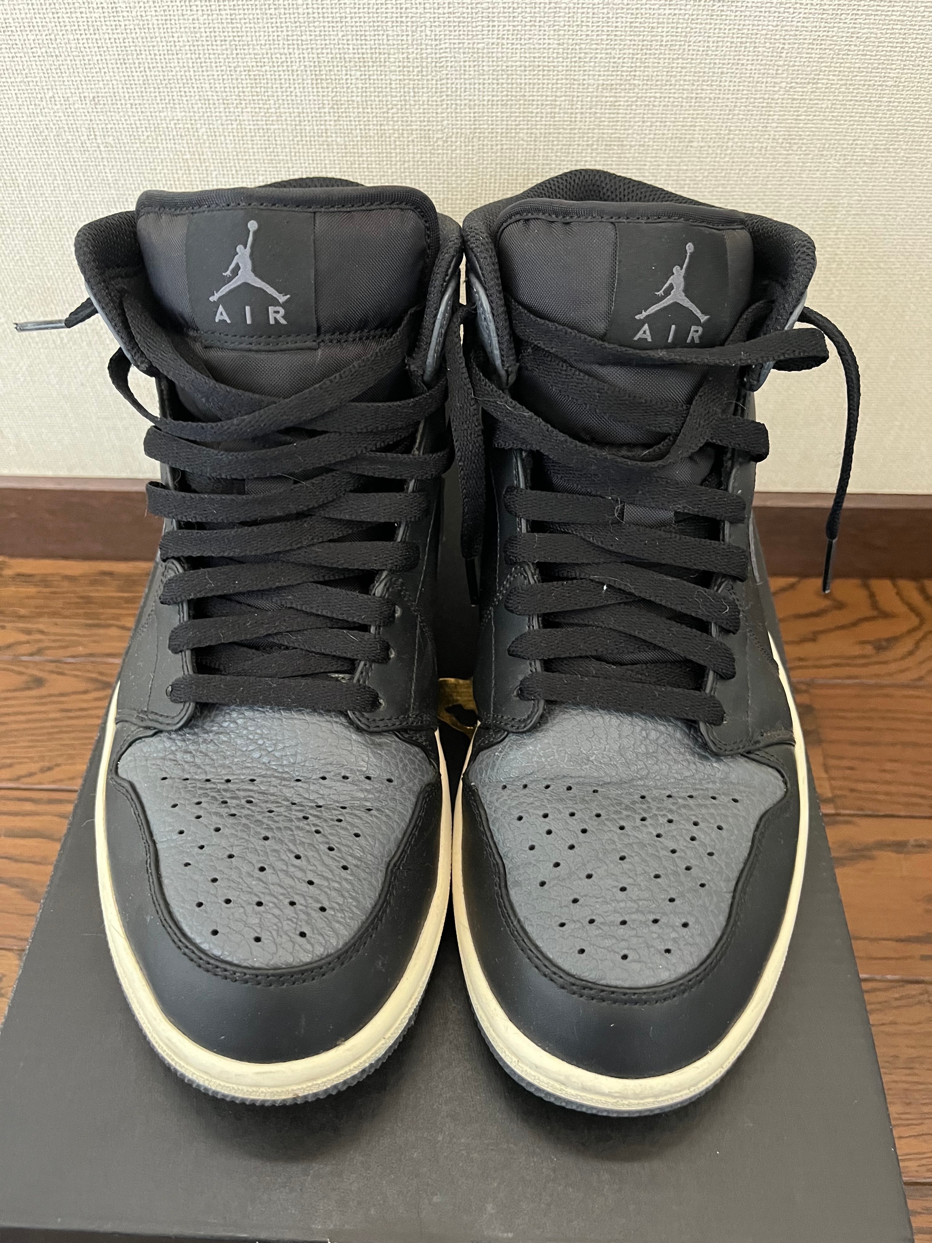 NIKE AIR JORDAN 1 RETRO MID BLACK DARK GREY