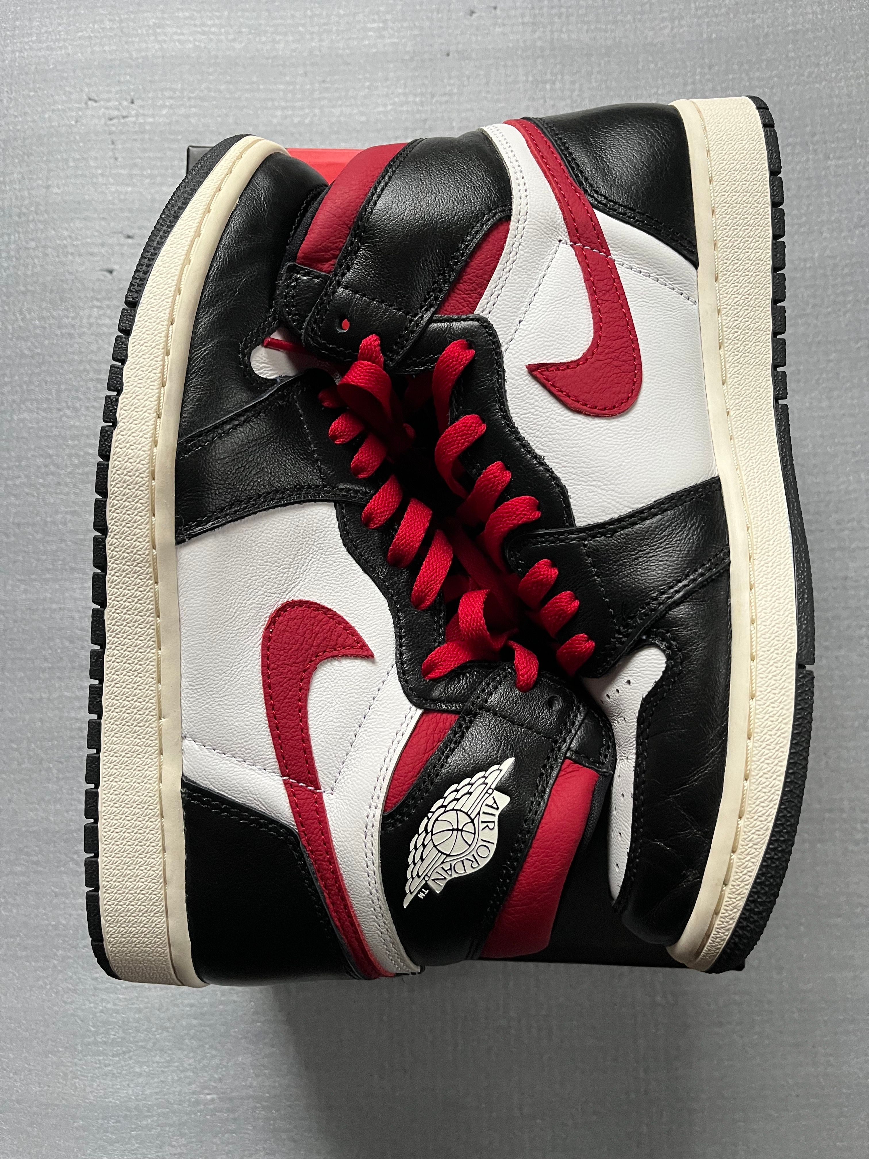 Nike Air Jordan 1 Retro High "Black/White/Sail/Gym Red"    