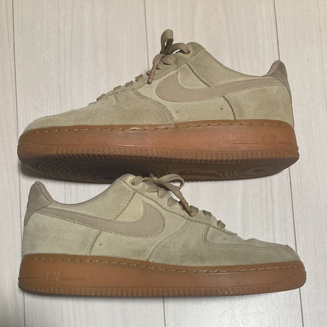 Nike Air Force 1 Low '07 LV8 "Suede Mushroom"