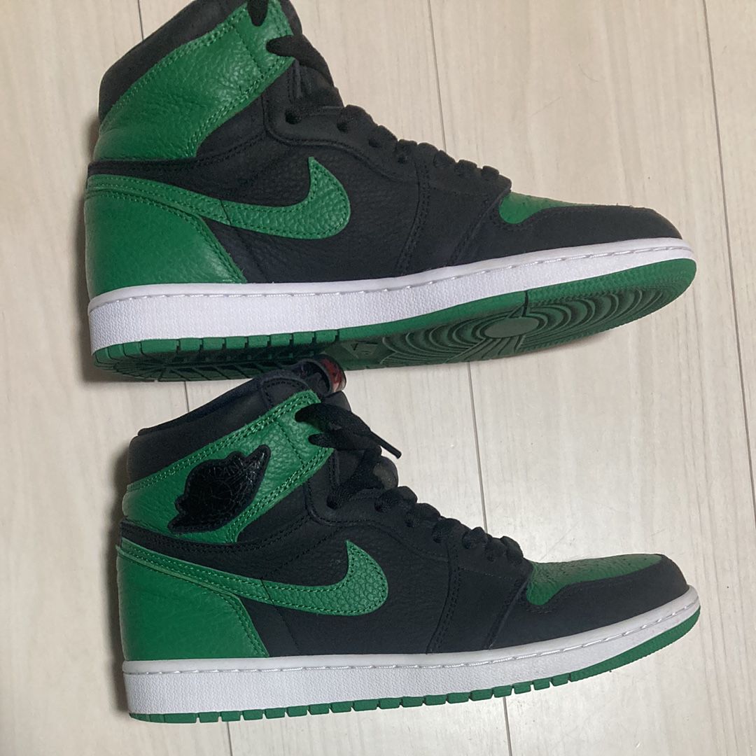 Nike Air Jordan 1 Retro High OG "Black/Pine Green" (2020)