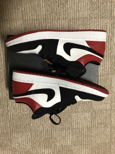 Nike Air Jordan 1 Low "Black Toe"