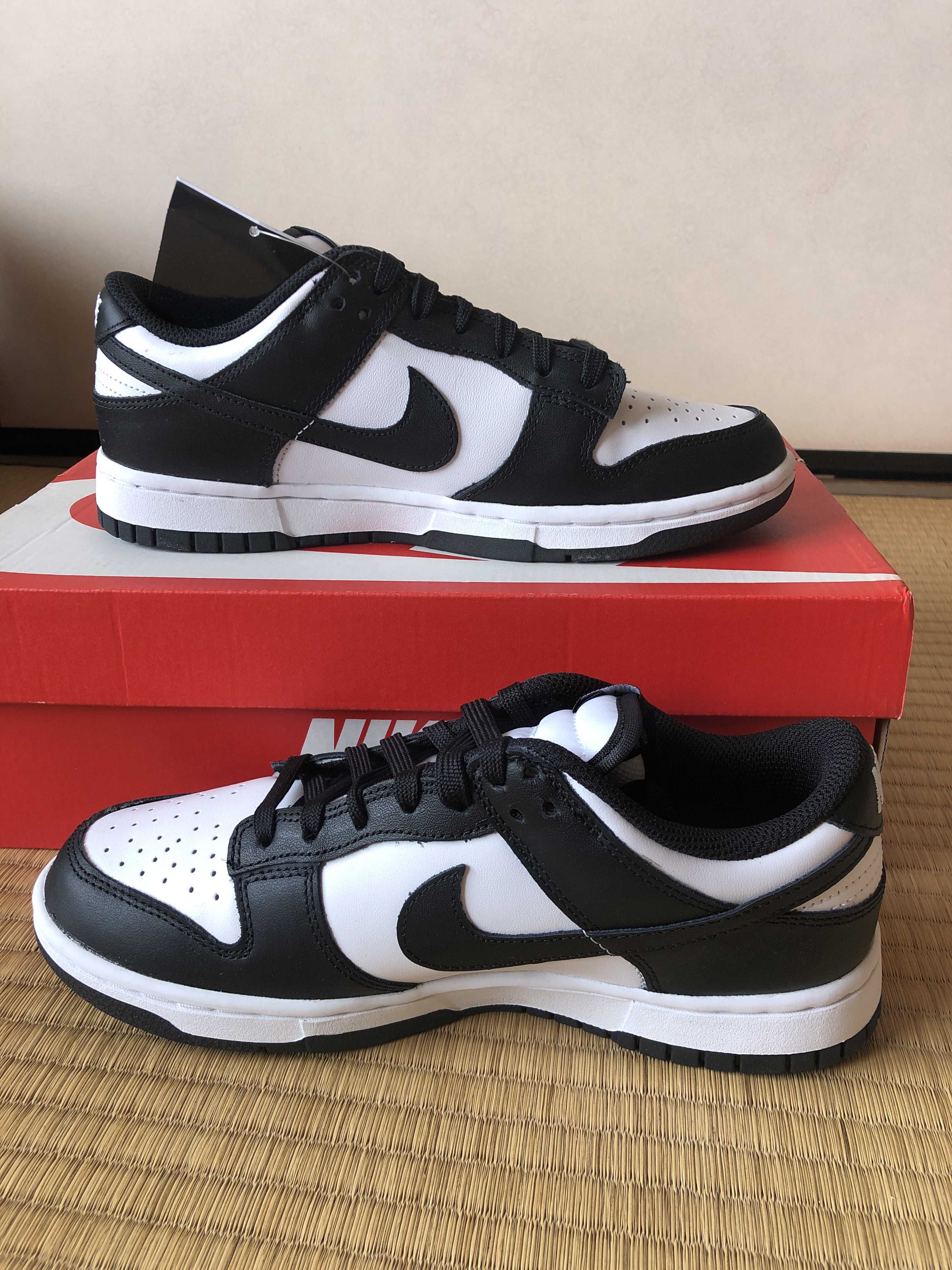 Nike Women's Dunk Low "White/Black"