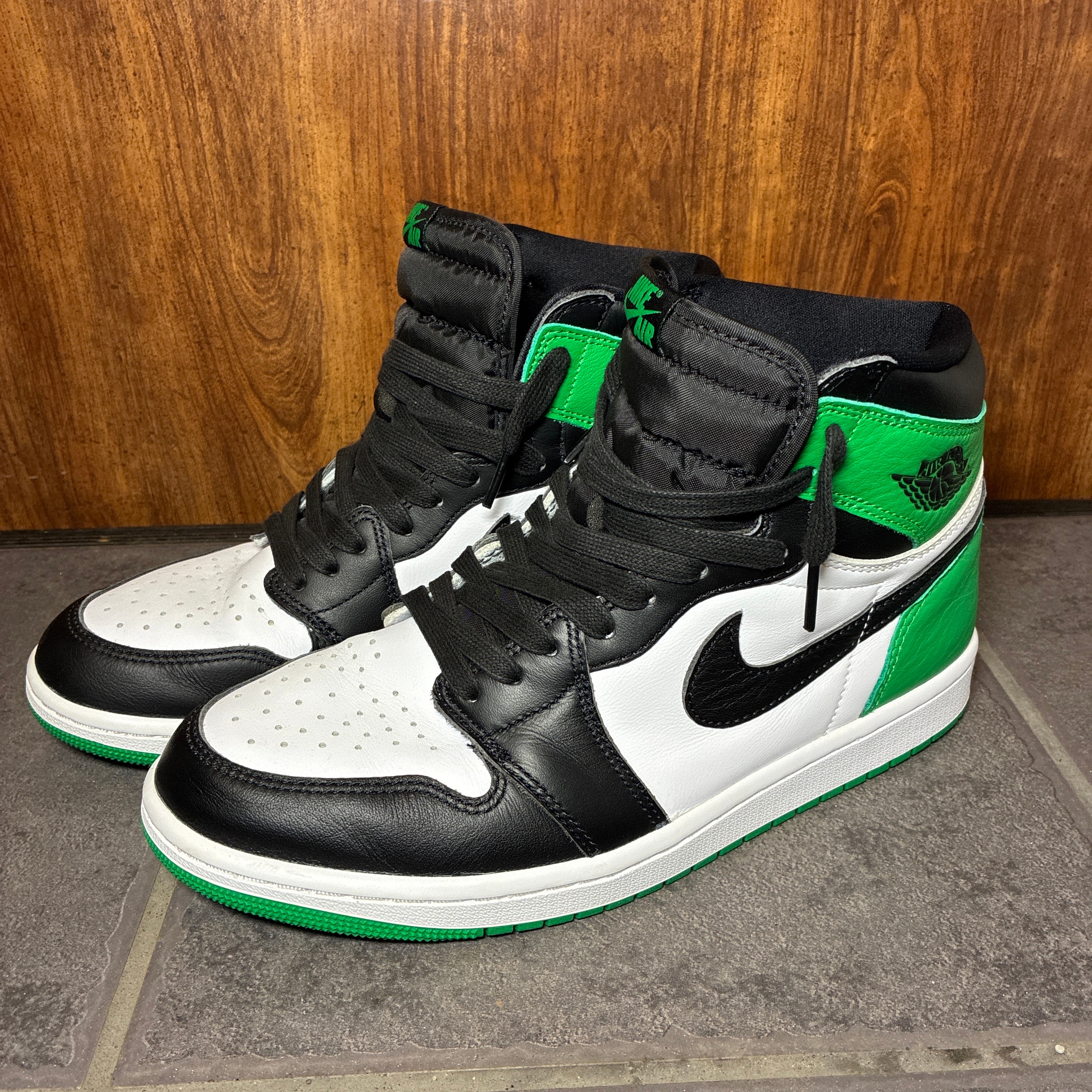 Nike Air Jordan 1 Retro High OG "Celtics/Black and Lucky Green" (2023)