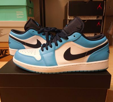 Nike Air Jordan 1 Low "University Blue"