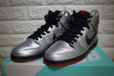 Nike SB Dunk High "Steel Reserve"