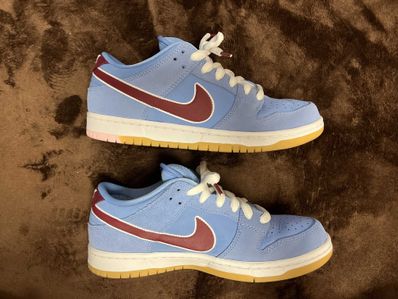 Nike SB Dunk Low Pro "Philadelphia Phillies/Valor Blue and Team Maroon"