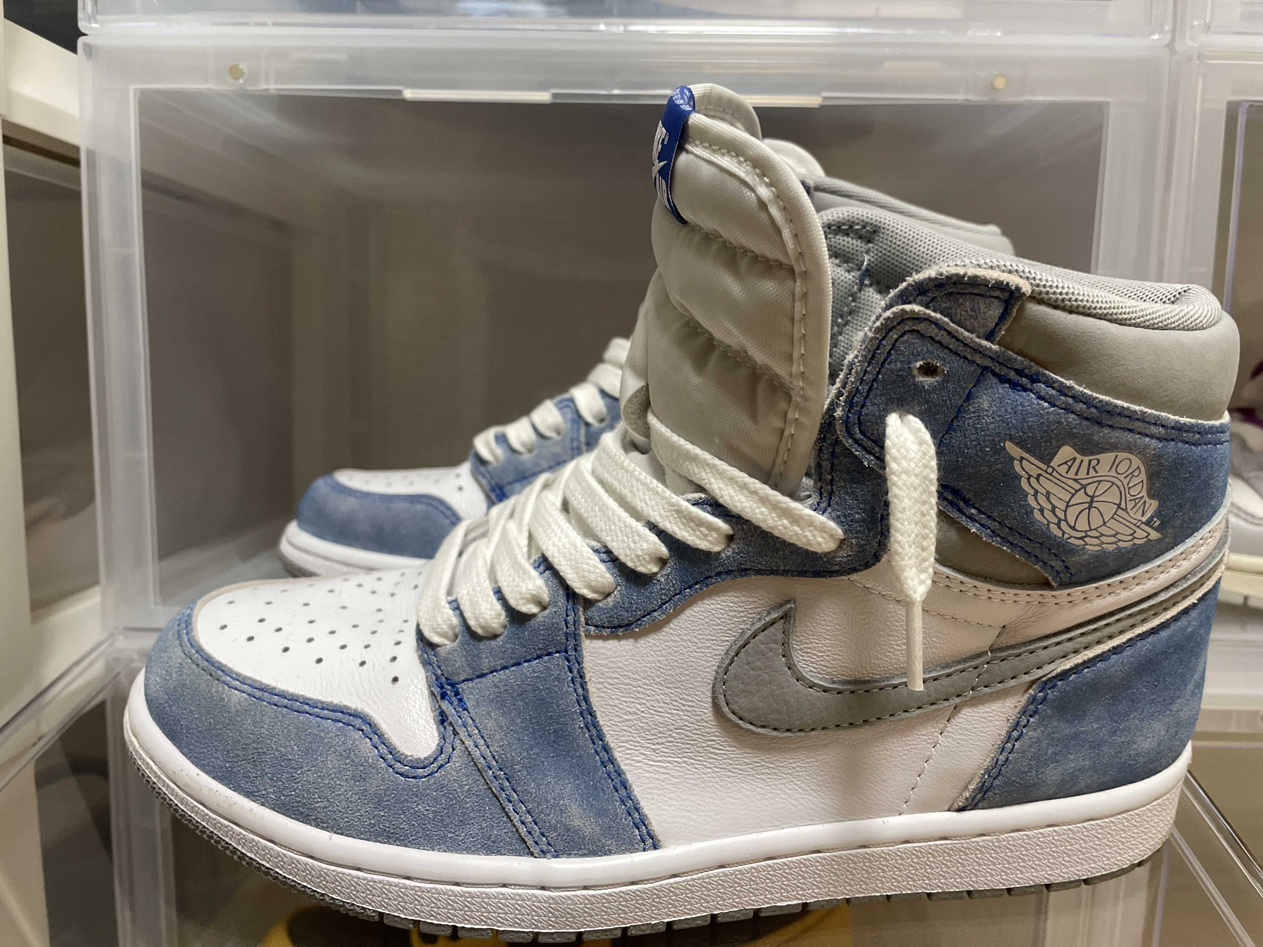 Nike Air Jordan 1 High OG "Hyper Royal"