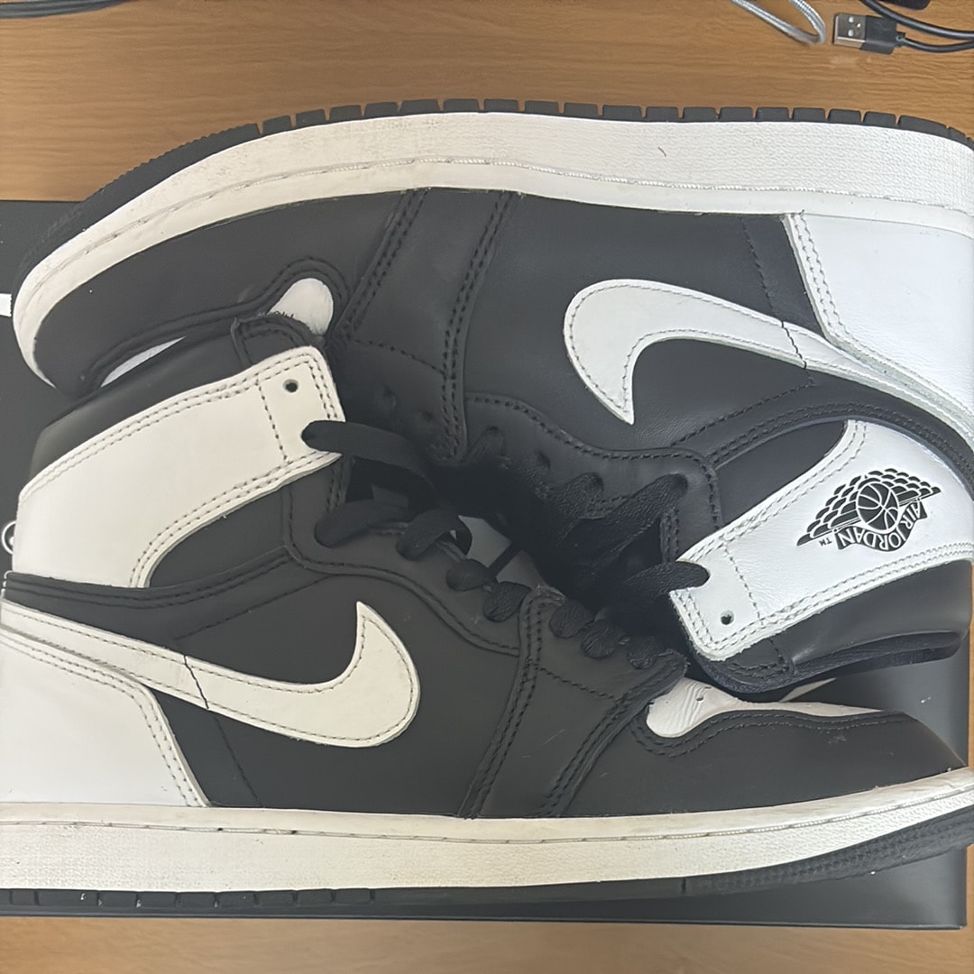 Nike Air Jordan 1 Retro High OG "Black/White"