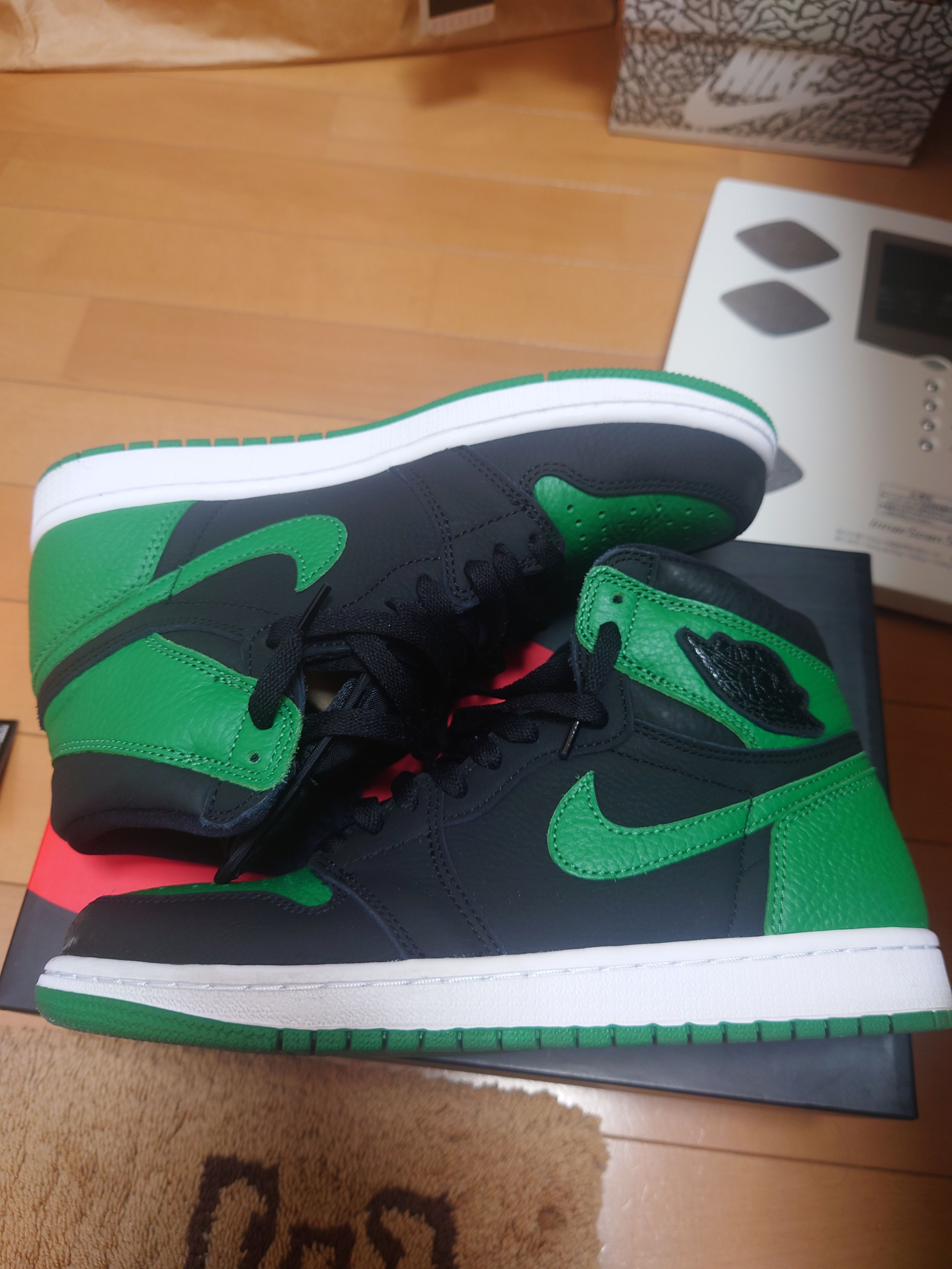 Nike Air Jordan 1 Retro High OG "Black/Pine Green" (2020)