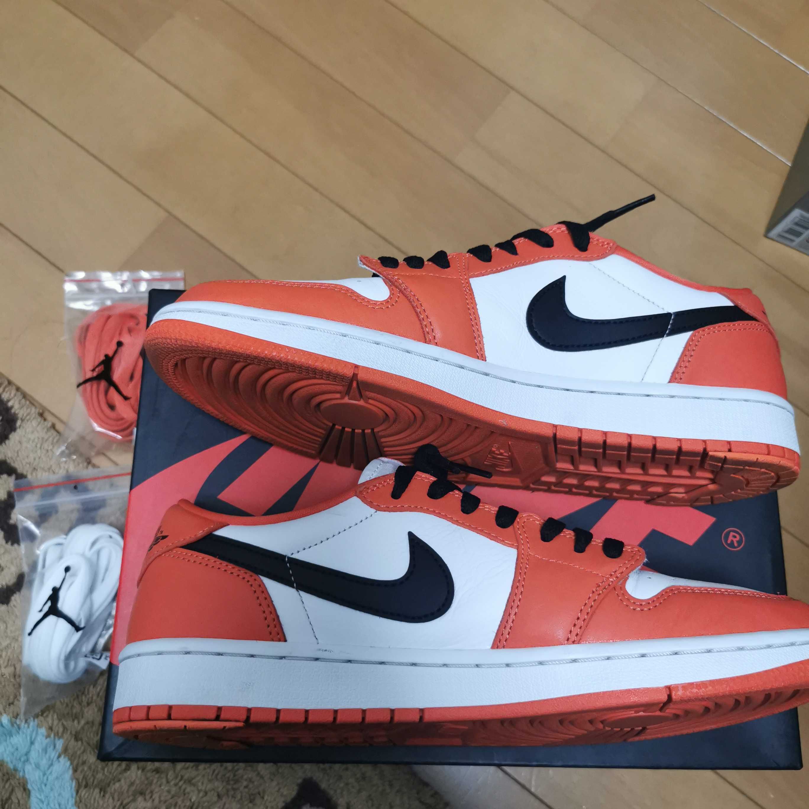 Nike Women's Air Jordan 1 Low OG "Starfish"