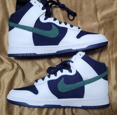Nike Dunk High EMB "College Navy"