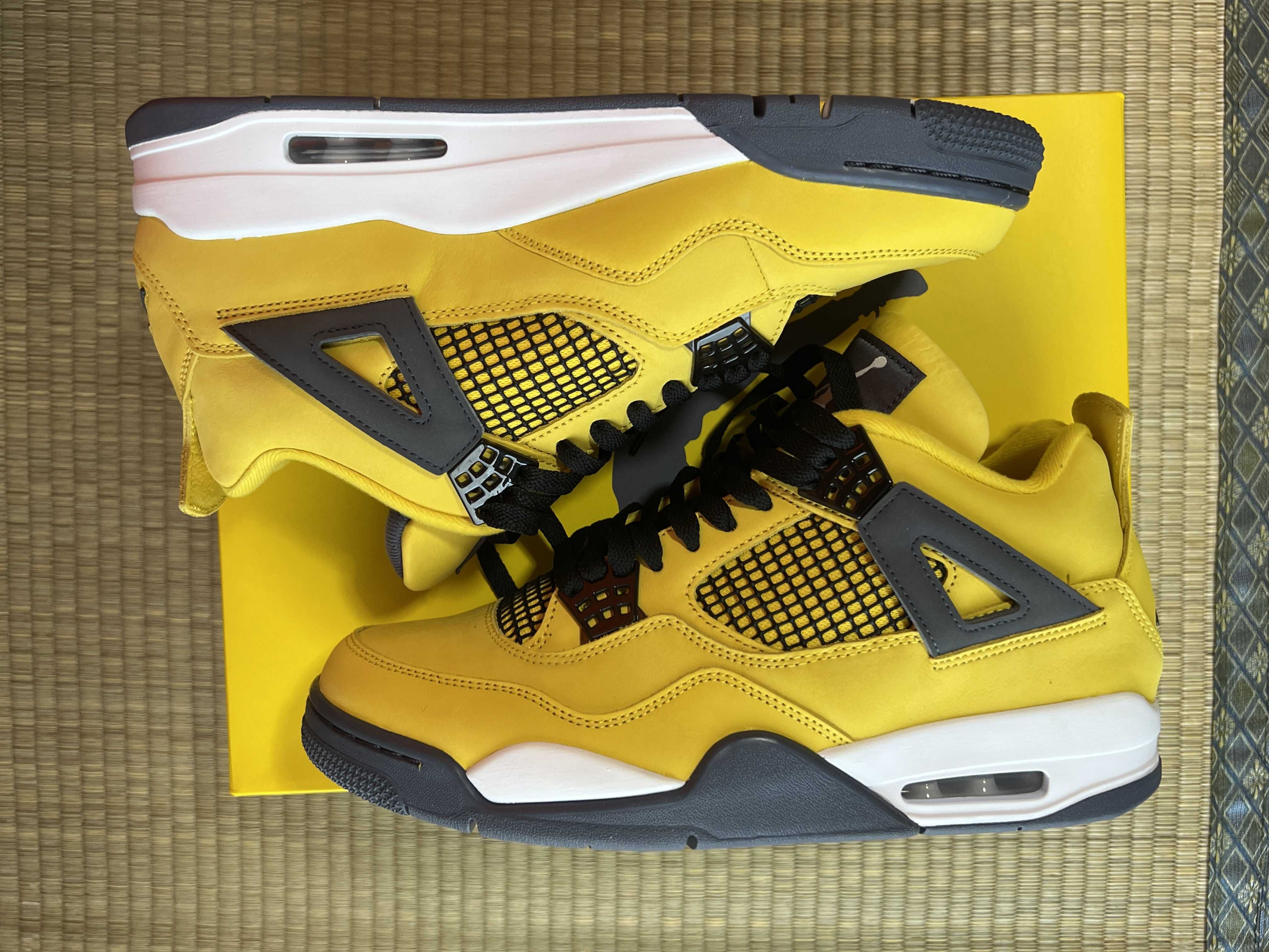 Nike Air Jordan 4 "Tour Yellow"