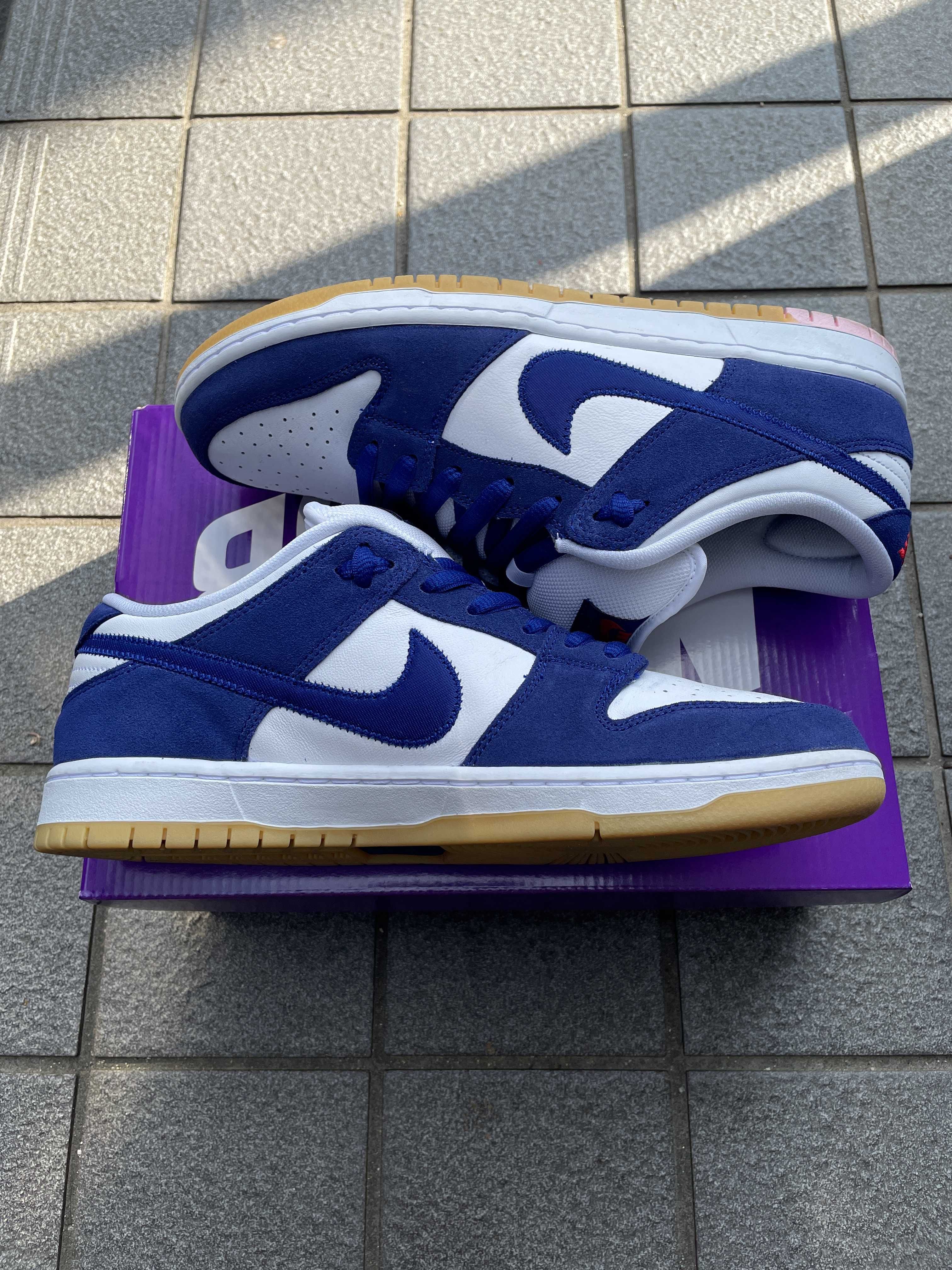 Nike SB Dunk Low "Los Angeles Dodgers/Deep Royal Blue"