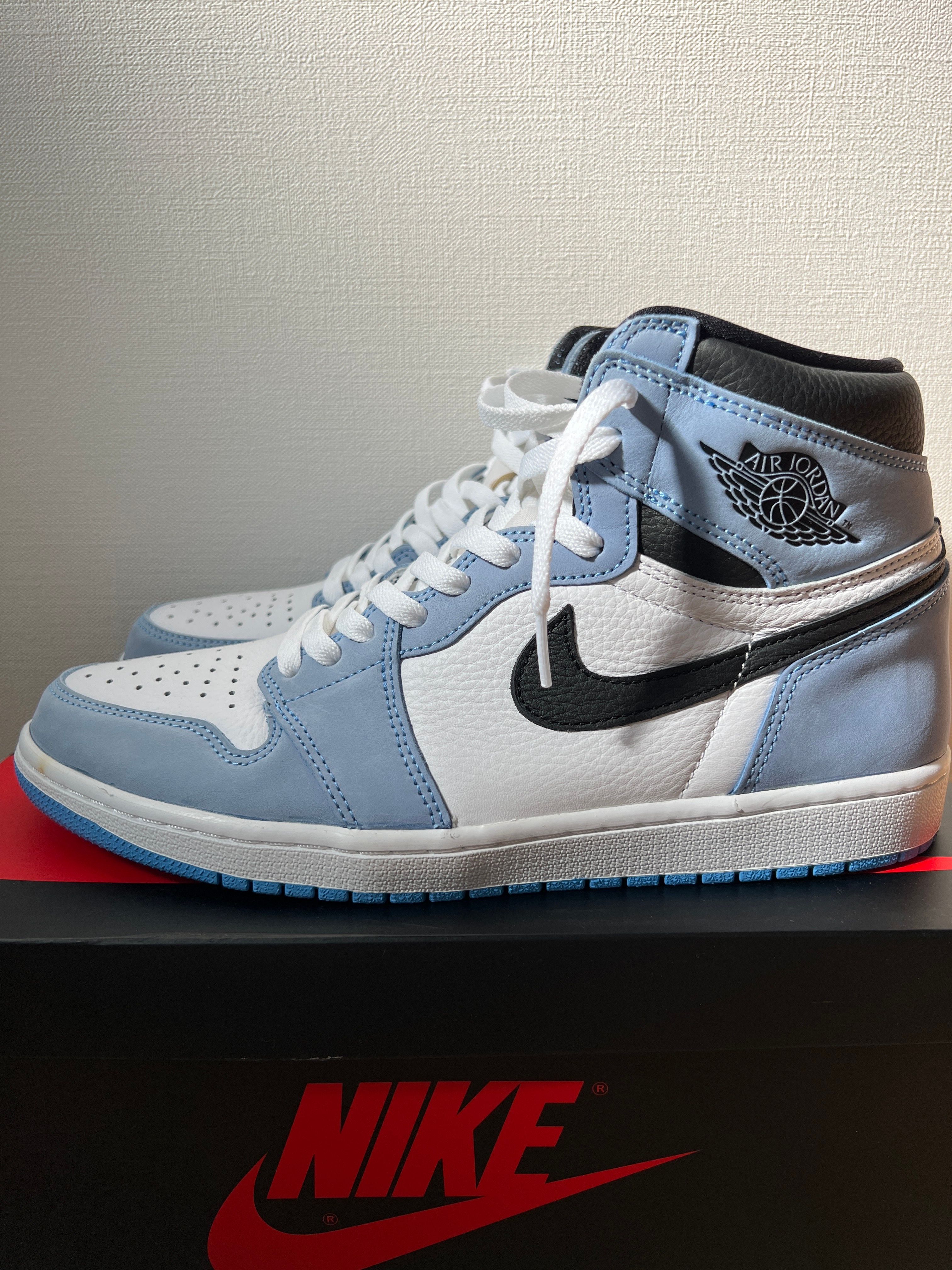 Nike Air Jordan 1 High OG "University Blue"