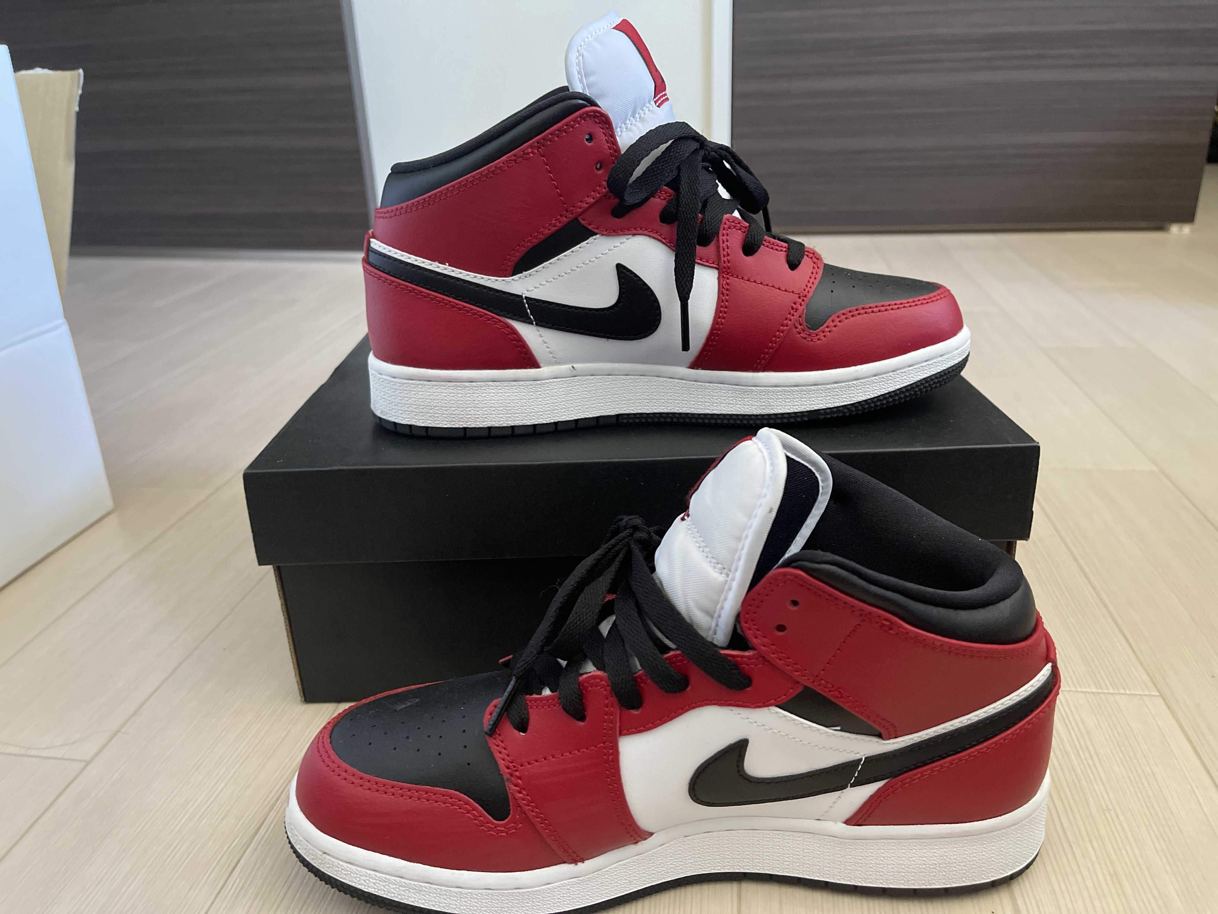 Nike GS Air Jordan 1 Mid "Black/Gym Red-White"