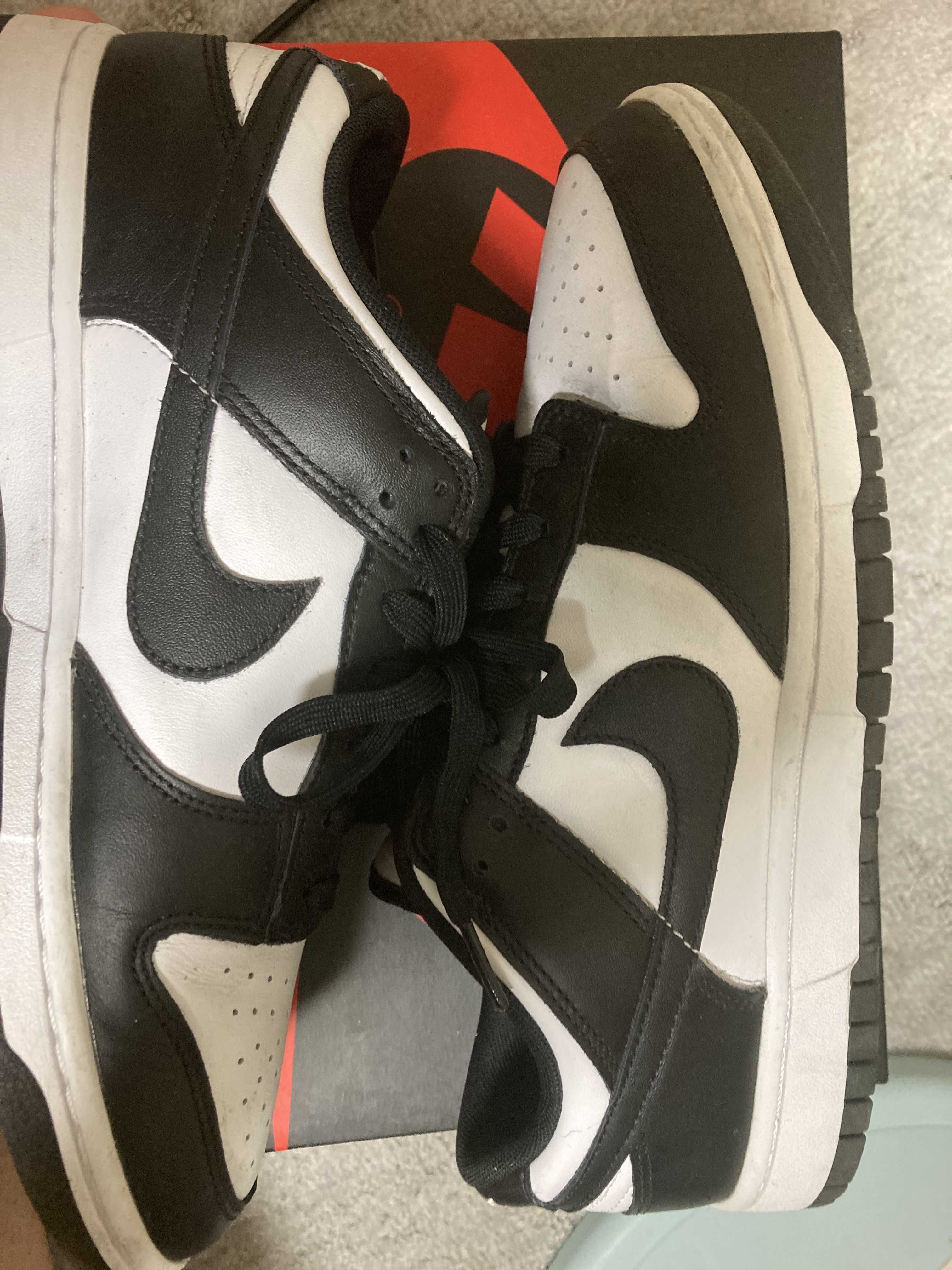 Nike Dunk Low Retro "Panda/White/Black"