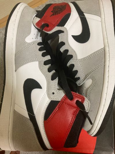 Nike Air Jordan 1 High OG "White/Black/Light Smoke Grey"
