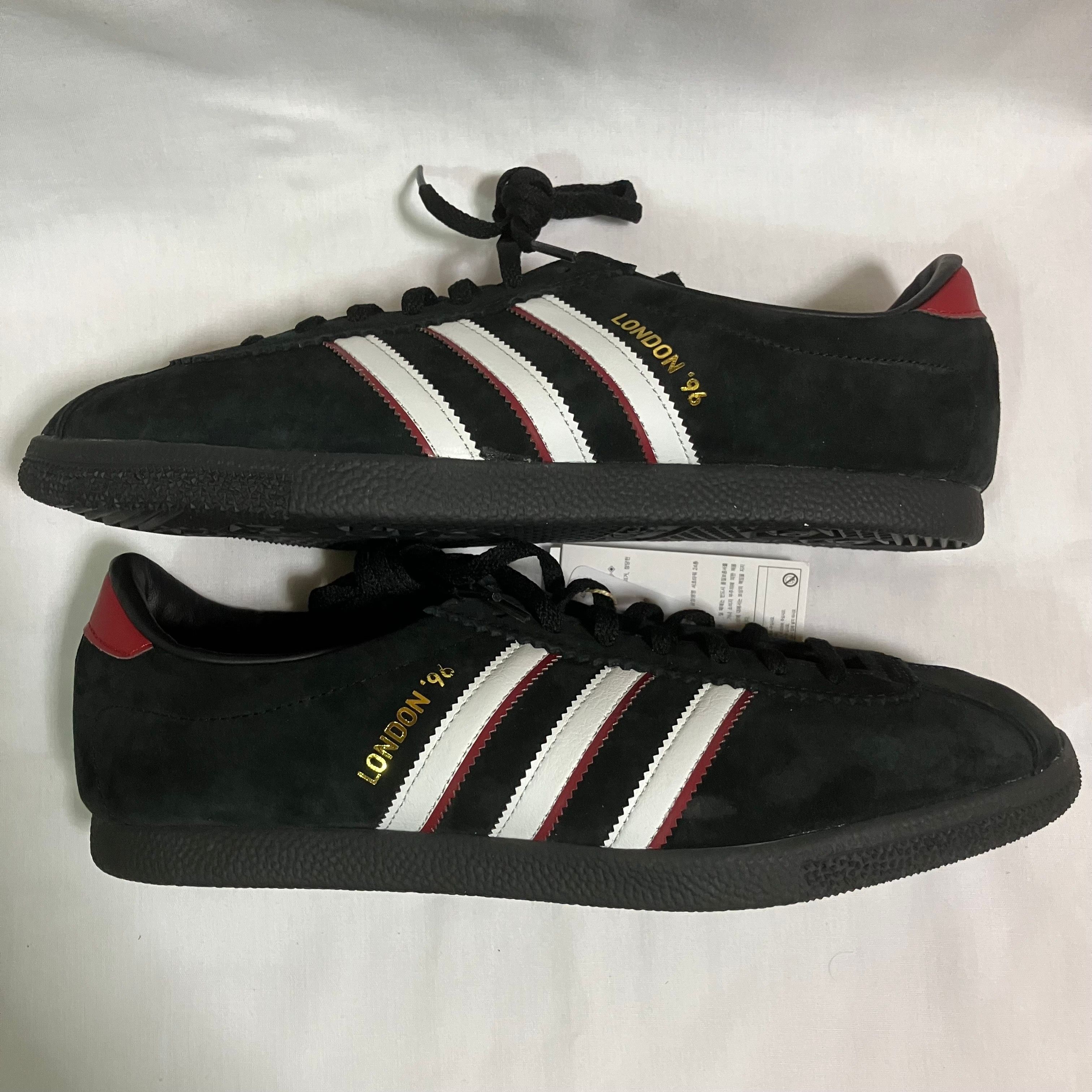 アディダス ロンドン 96 "コアブラック/フットウェアホワイト/ベタースカーレット"
