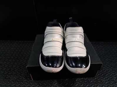 Nike PS Air Jordan 11 Retro "White/Black/Metallic Gold"