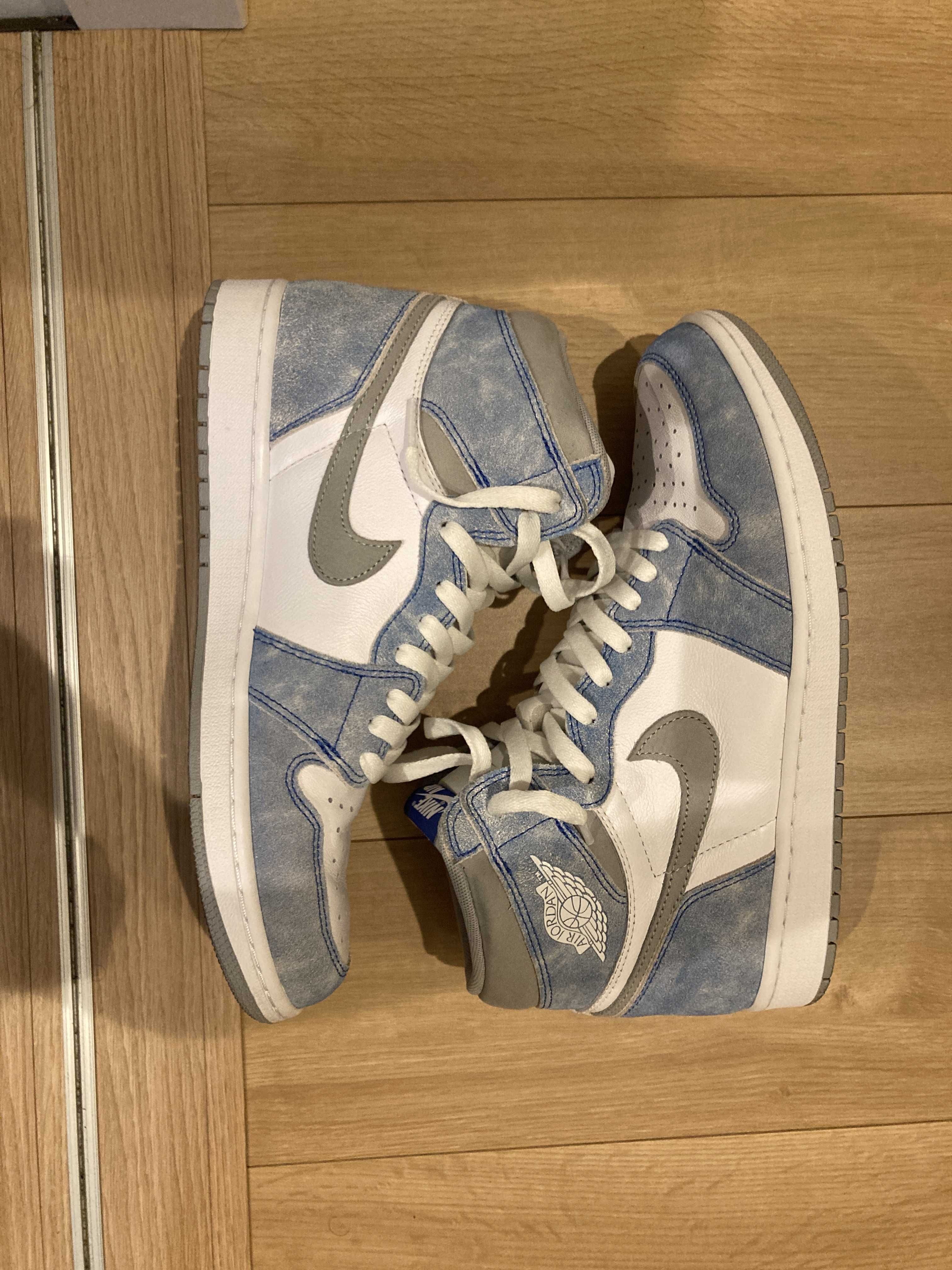 Nike Air Jordan 1 High OG "Hyper Royal"