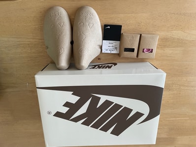 Travis Scott × Nike Air Jordan 1 Low OG SP "Velvet Brown and Dark Mocha"