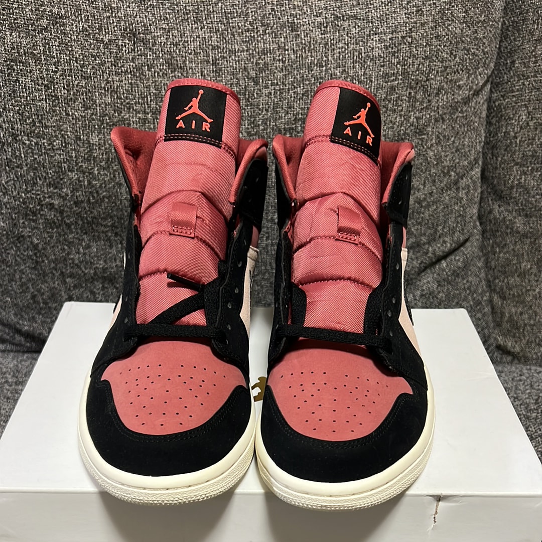 Nike Women's Air Jordan 1 Mid "Particle Beige/Black-Canyon Rust-Sail"