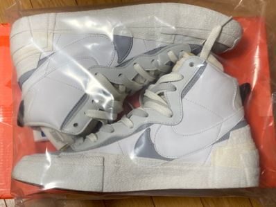 sacai × NIKE BLAZER MID "WHITE/WOLF GREY"