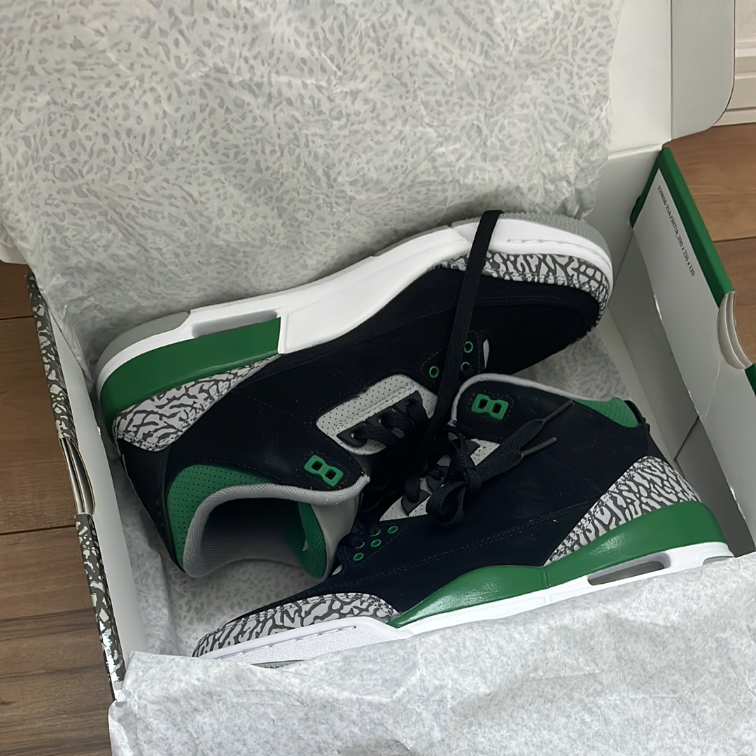 ナイキ エアジョーダン3 "パイングリーン"