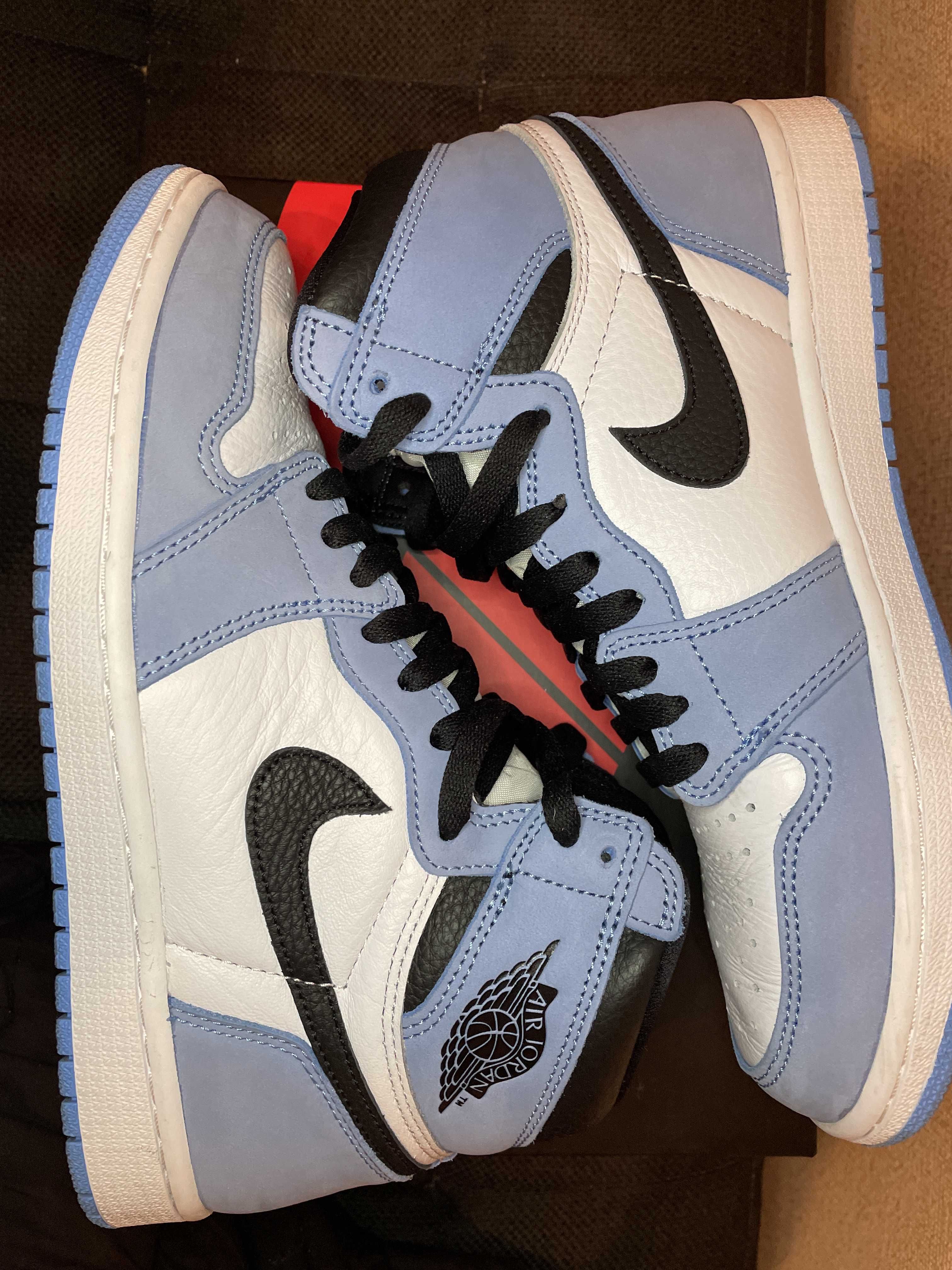 Nike Air Jordan 1 High OG "University Blue"