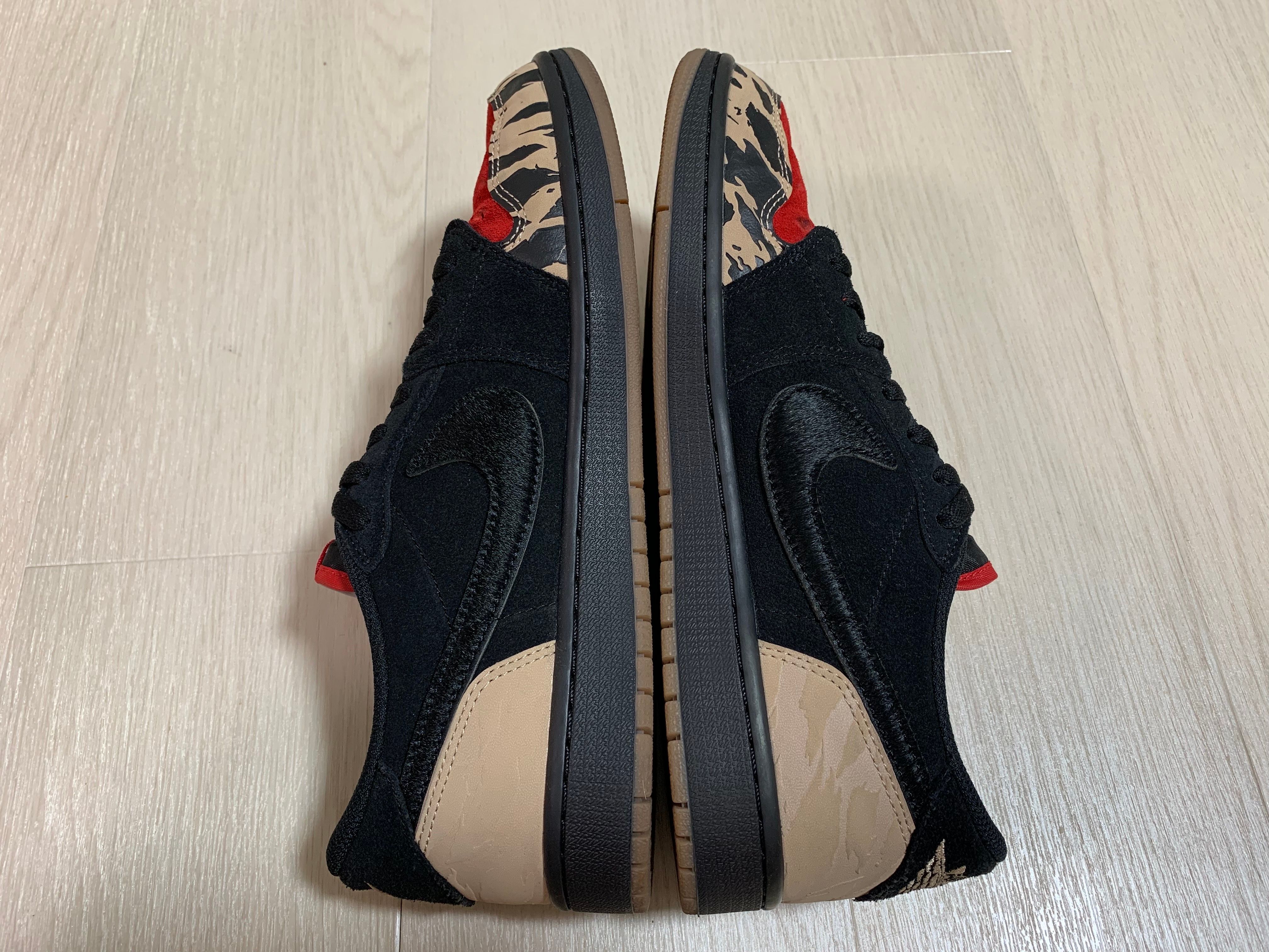 Sole Fly × Nike Air Jordan 1 Low "Black and Sport Red"