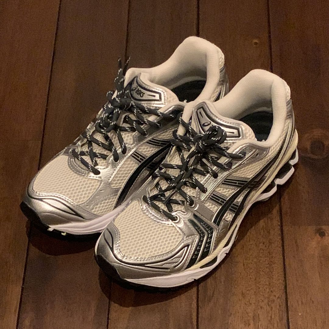 KITH × Asics Vintage Tech Gel-Kayano 14 "Cream/Scarab" (1203A566-100)