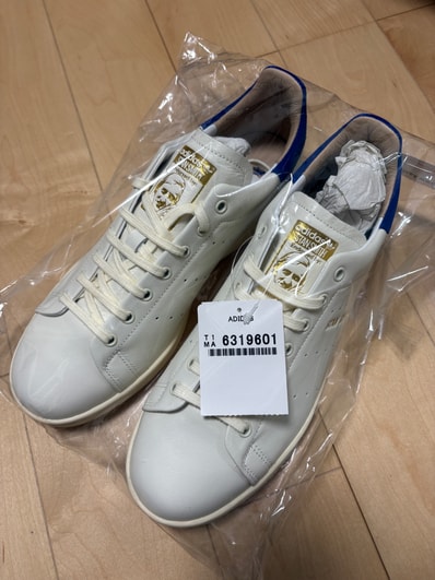 adidas Stan Smith Lux "Off White/Cream White/Team Loyal Blue"