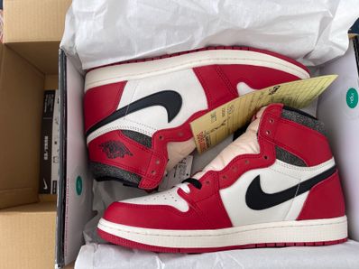 Nike Air Jordan 1 High OG "Lost & Found/Chicago"
