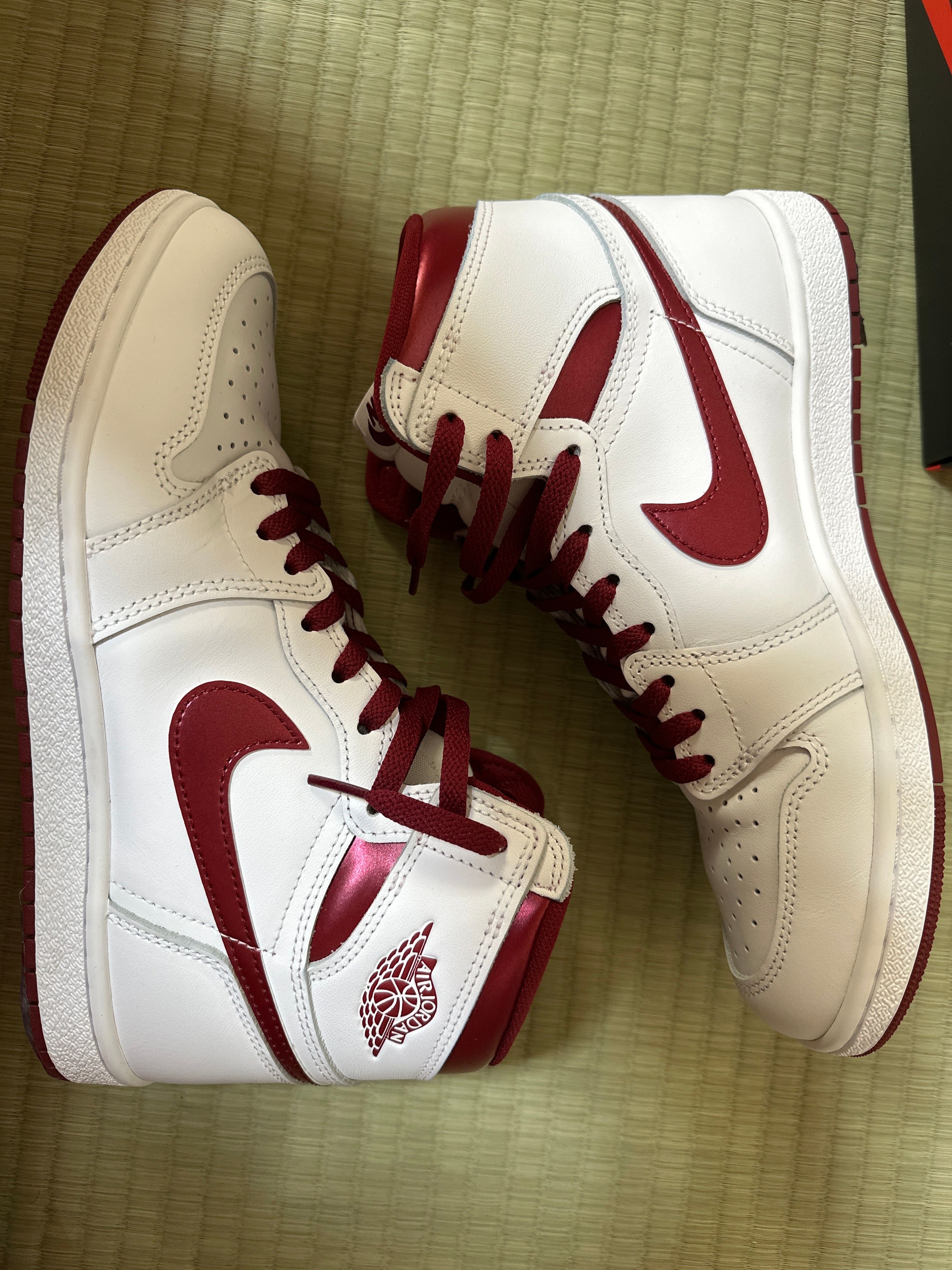 Nike Air Jordan 1 High '85 "Metallic Burgundy"