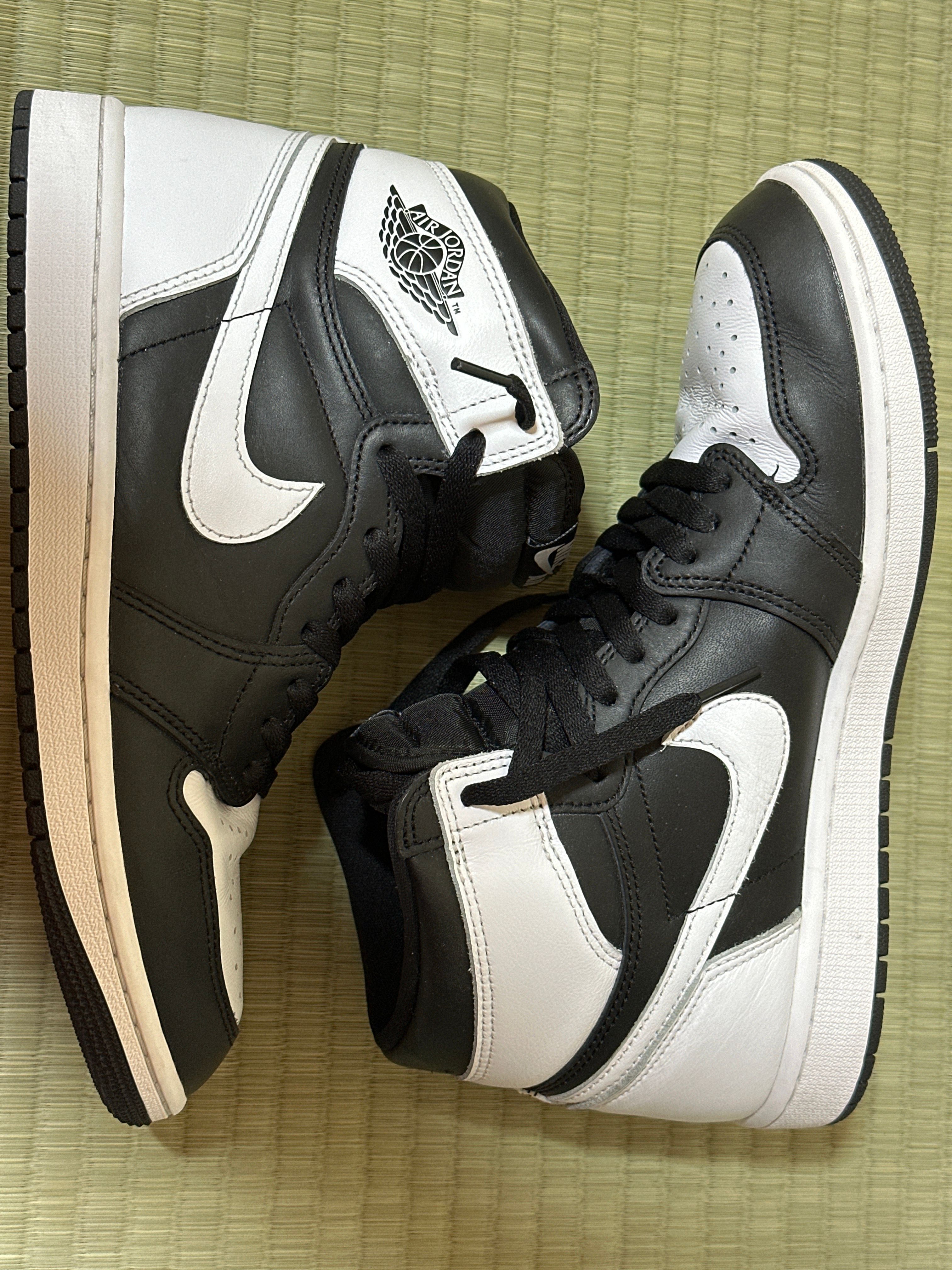 Nike Air Jordan 1 Retro High OG "Black/White"