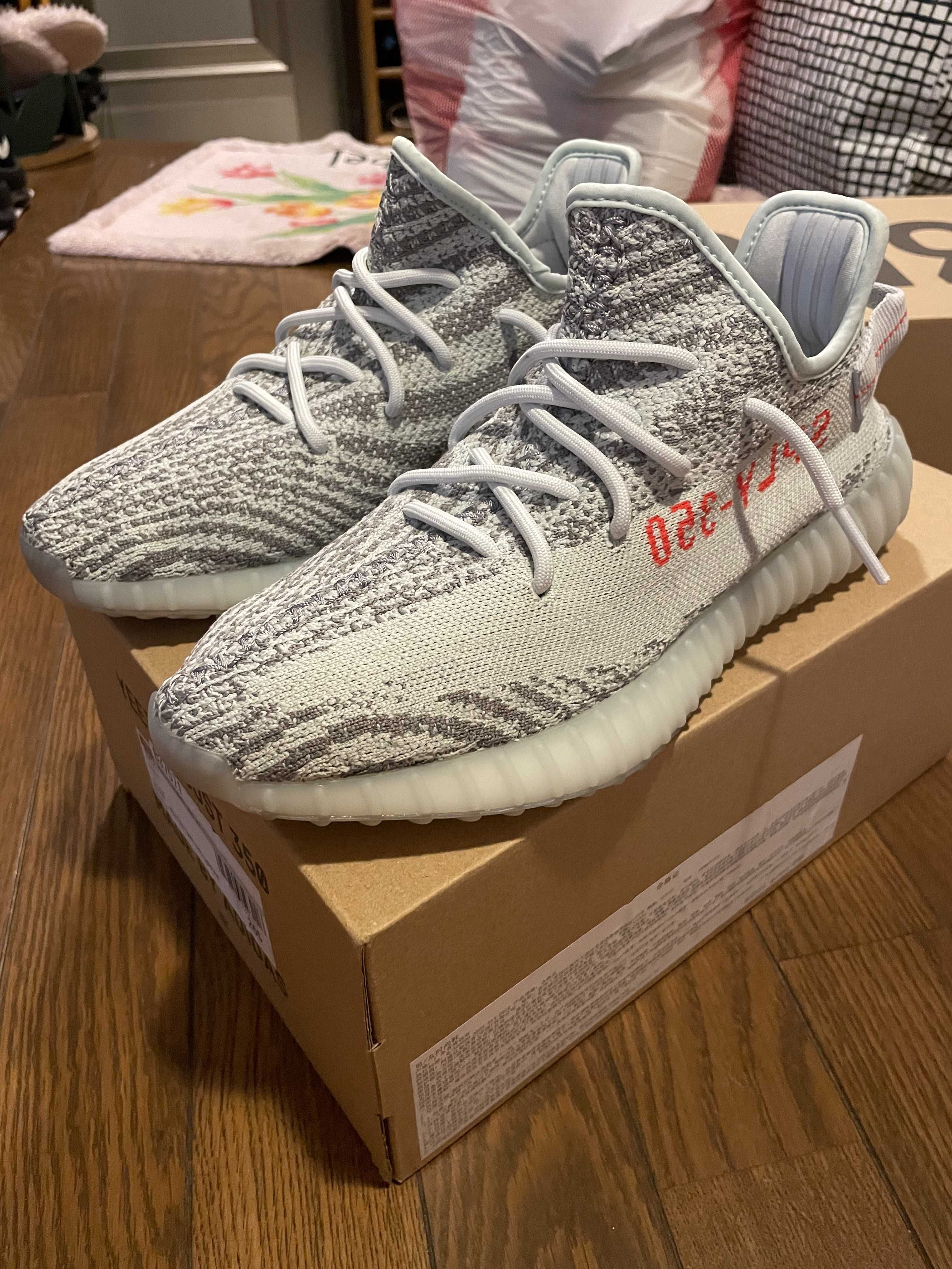 adidas YEEZY Boost 350 V2 "Blue Tint"