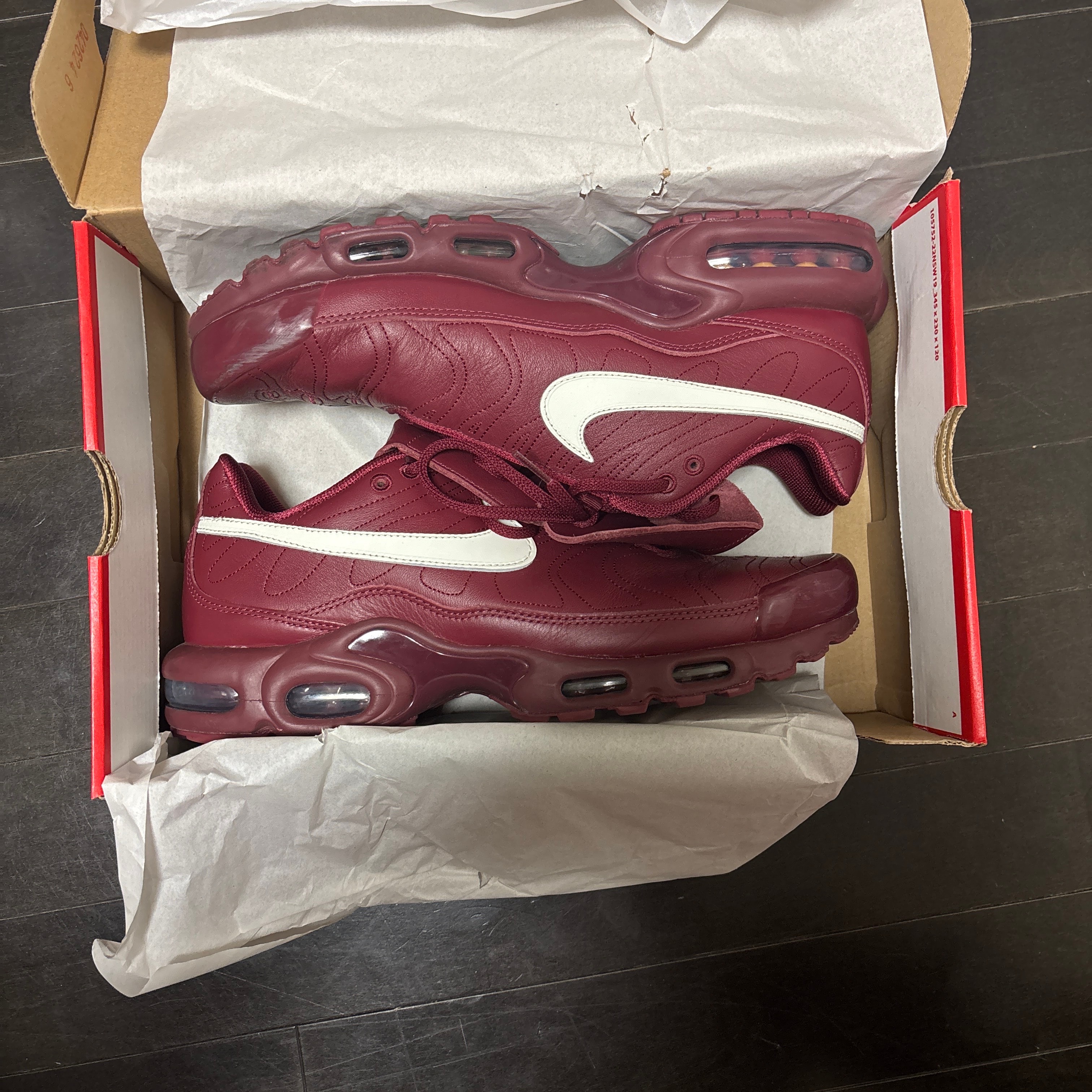 Nike Air Max Plus Tiempo "Team Red and Sail"