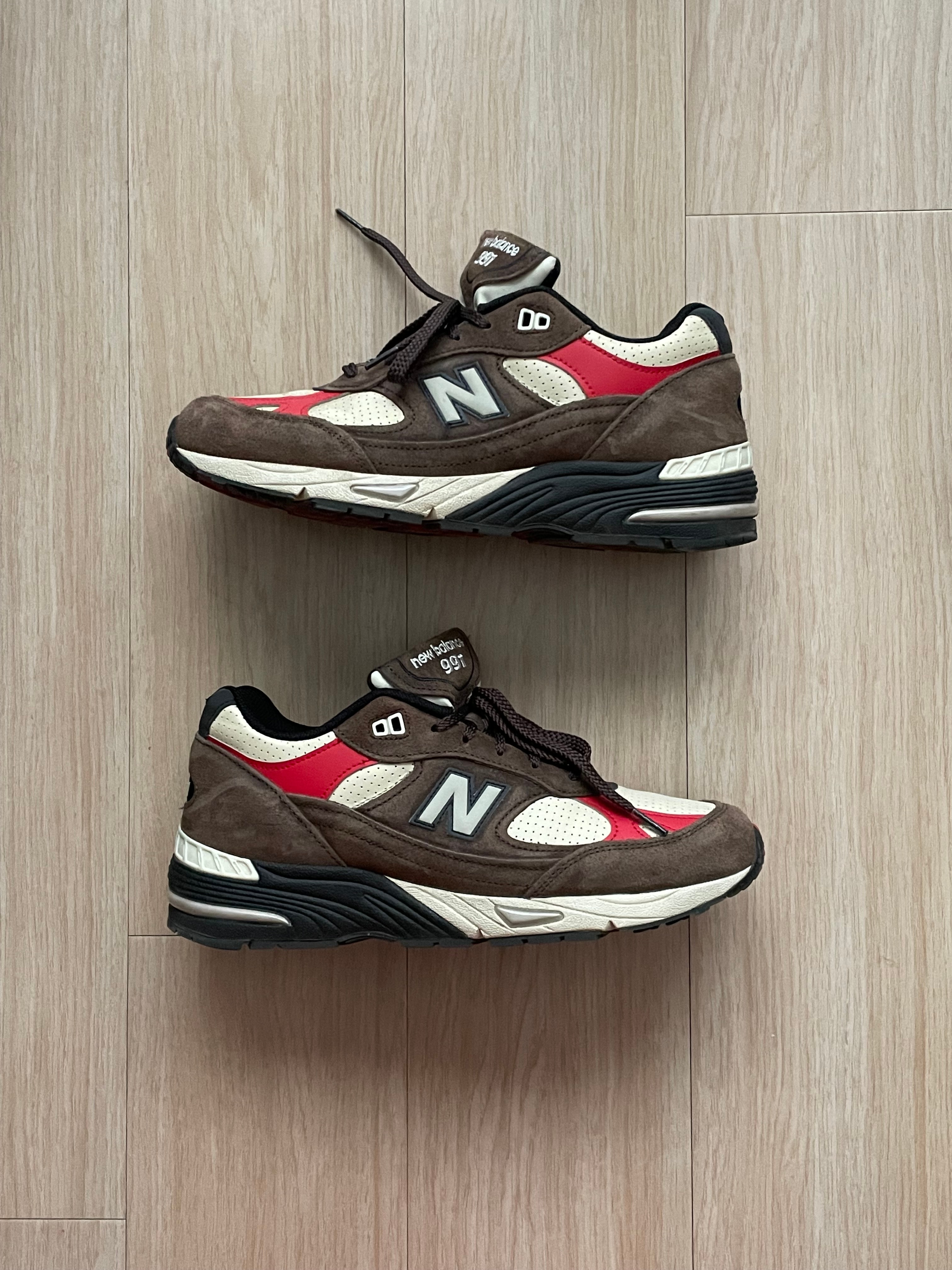 エメレオンドレ × ニューバランス 991V1 "チョコレート"