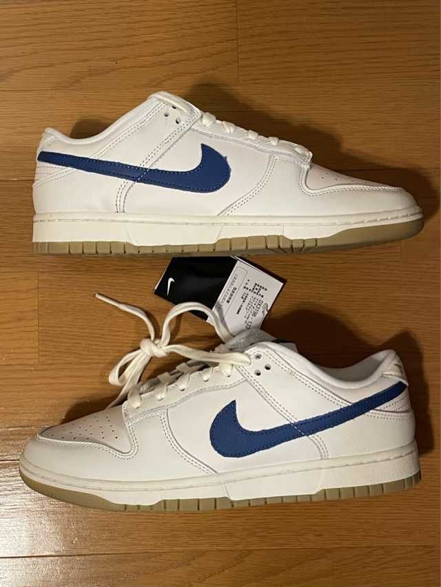 Nike Dunk Low SE "Royal and Gum"