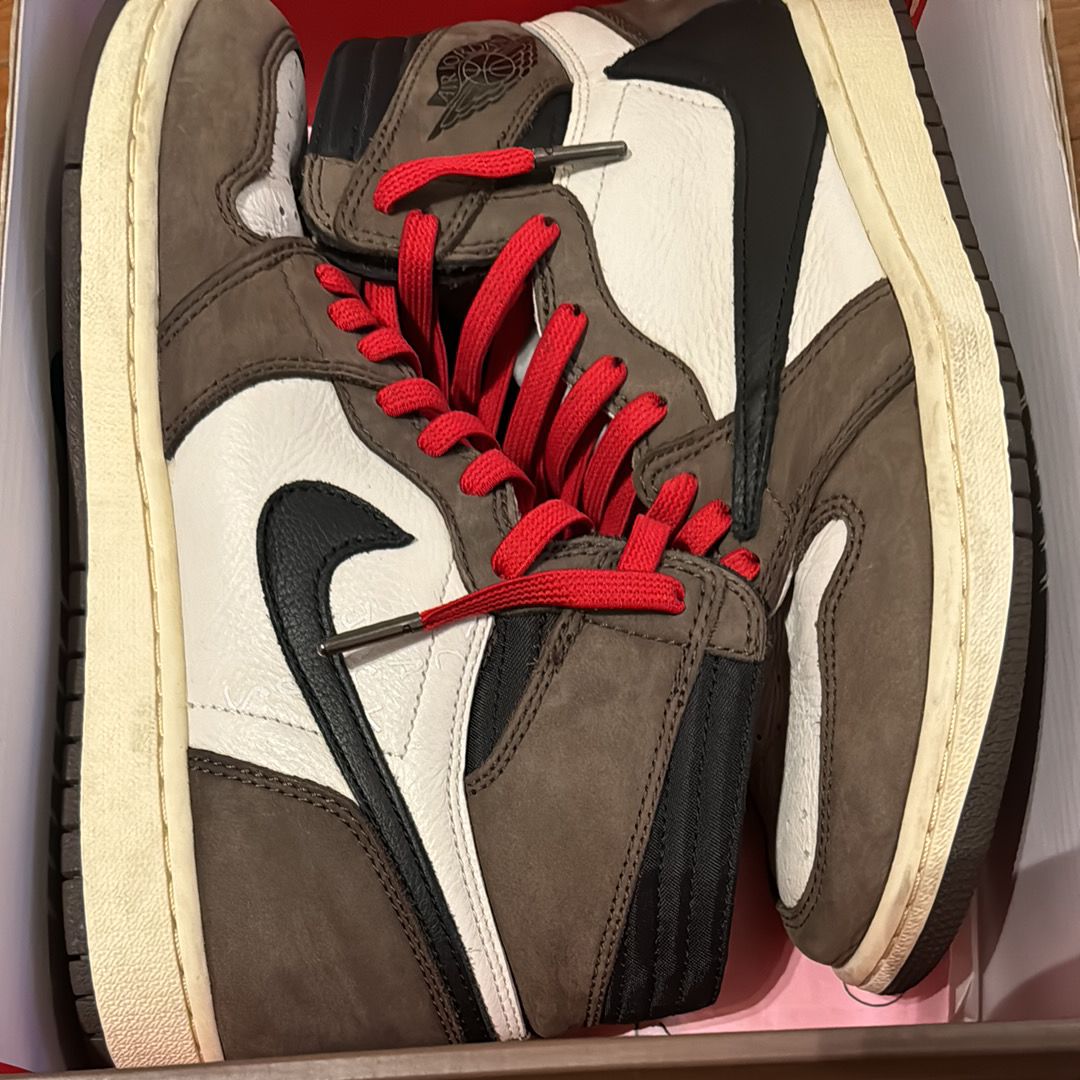 Travis Scott × Nike Air Jordan 1 Retro High OG TS SP "Sail/Dark Mocha"